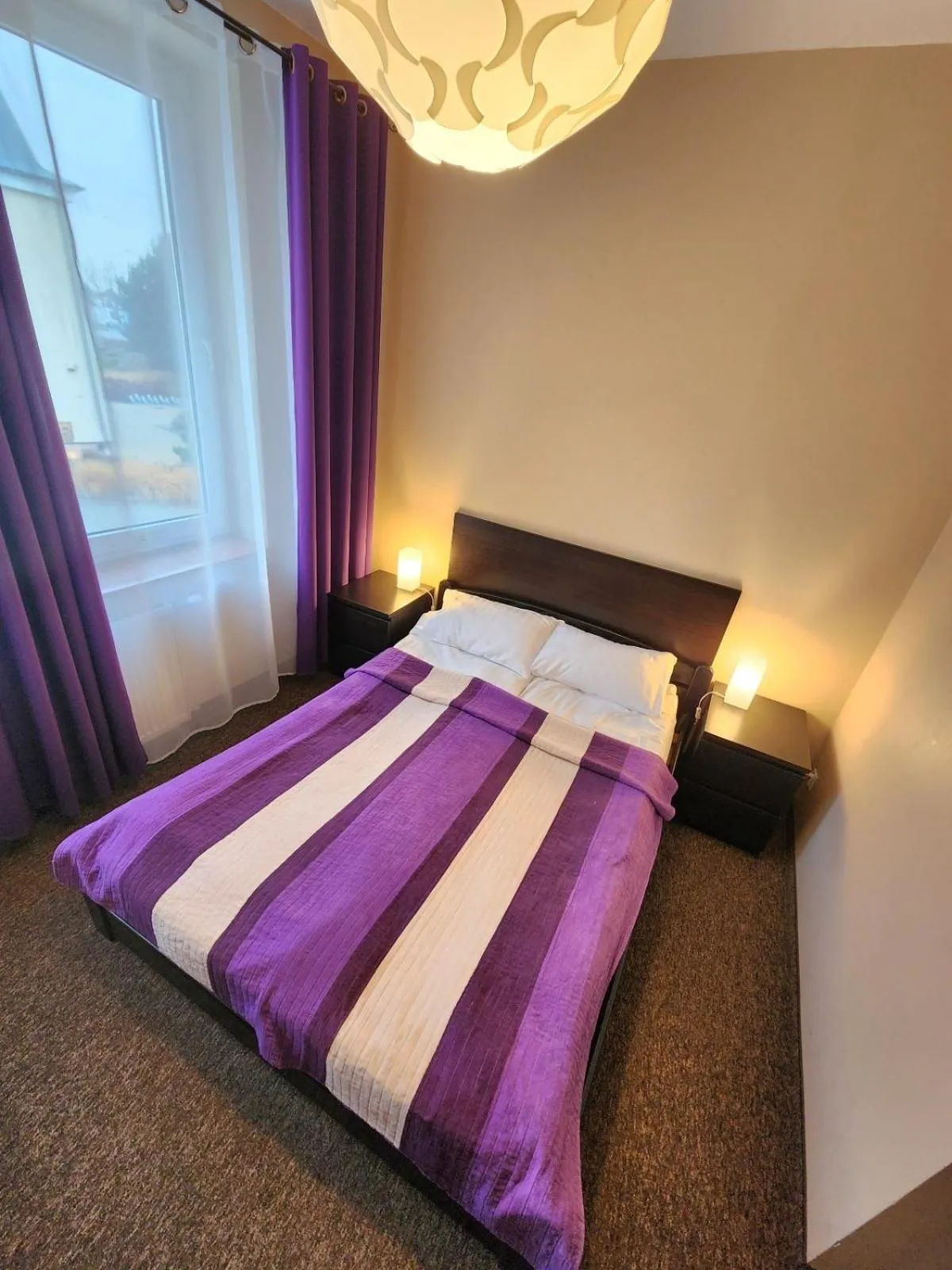 Bed in Hostel Zamość - pokoje gościnne - bezpłatny parking