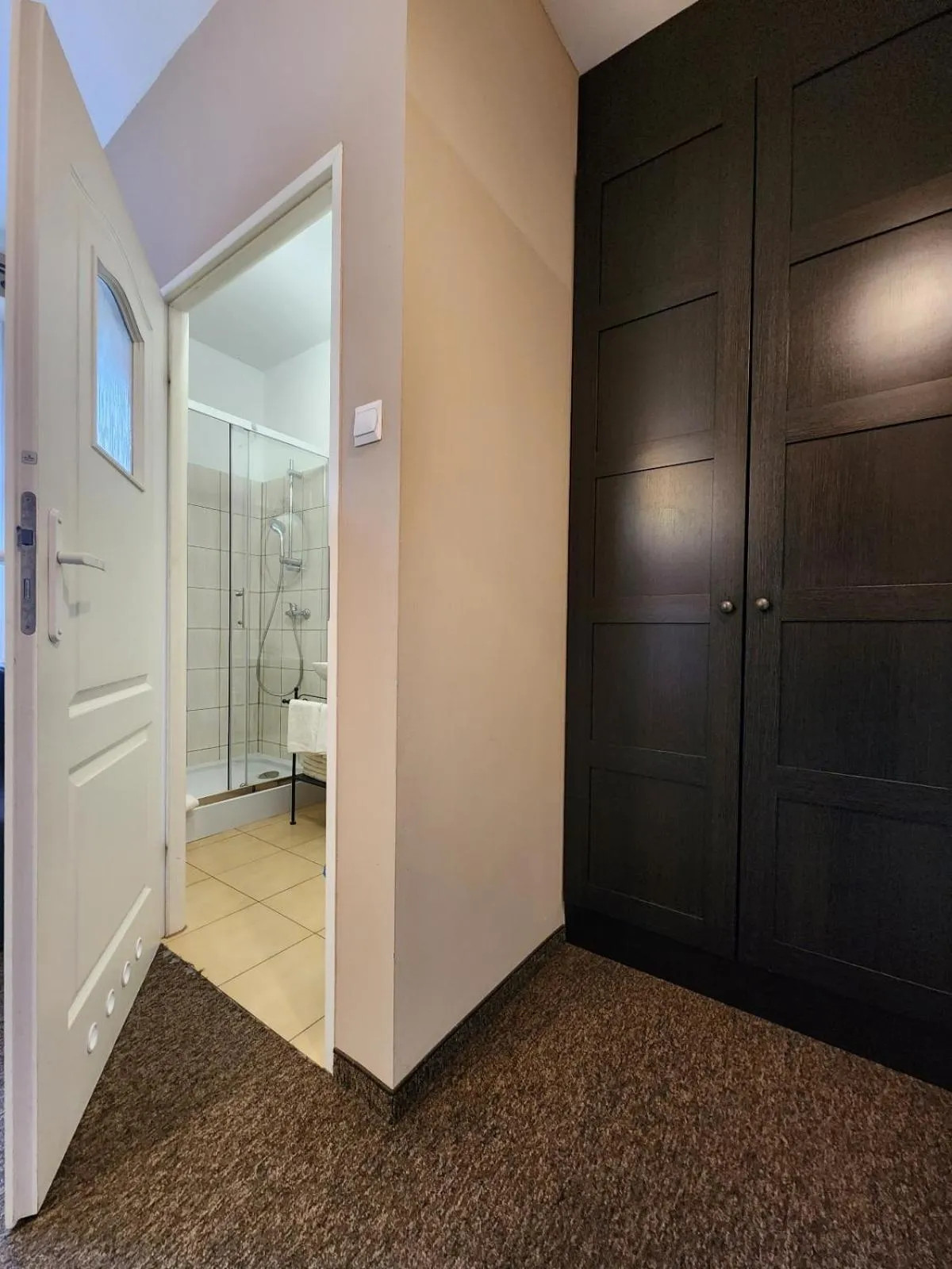 Shower in Hostel Zamość - pokoje gościnne - bezpłatny parking