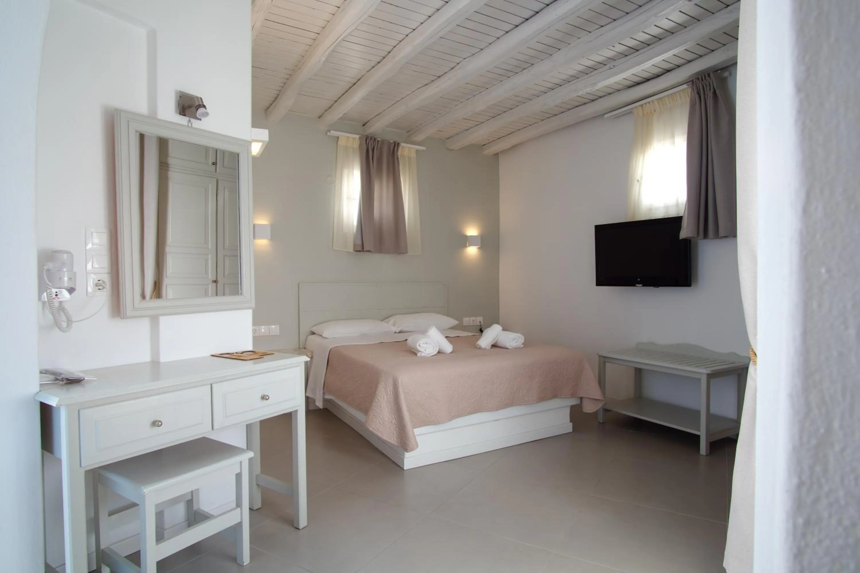 Family Apartment Sea View in Kritikakis Village Hotel