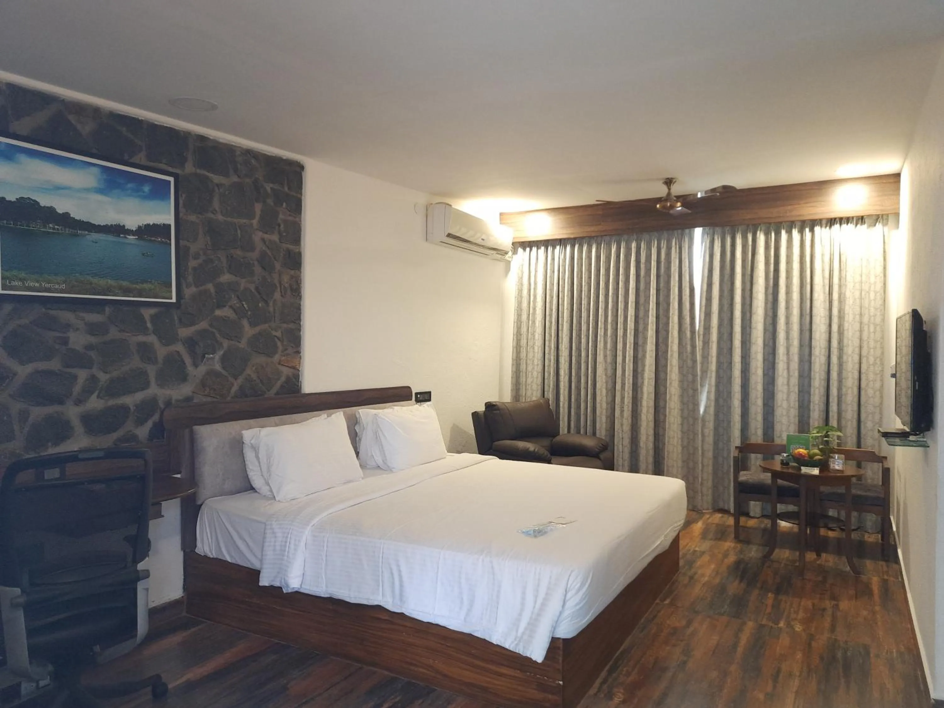 Bedroom, Bed in GReaT Trails Yercaud by GRT Hotels