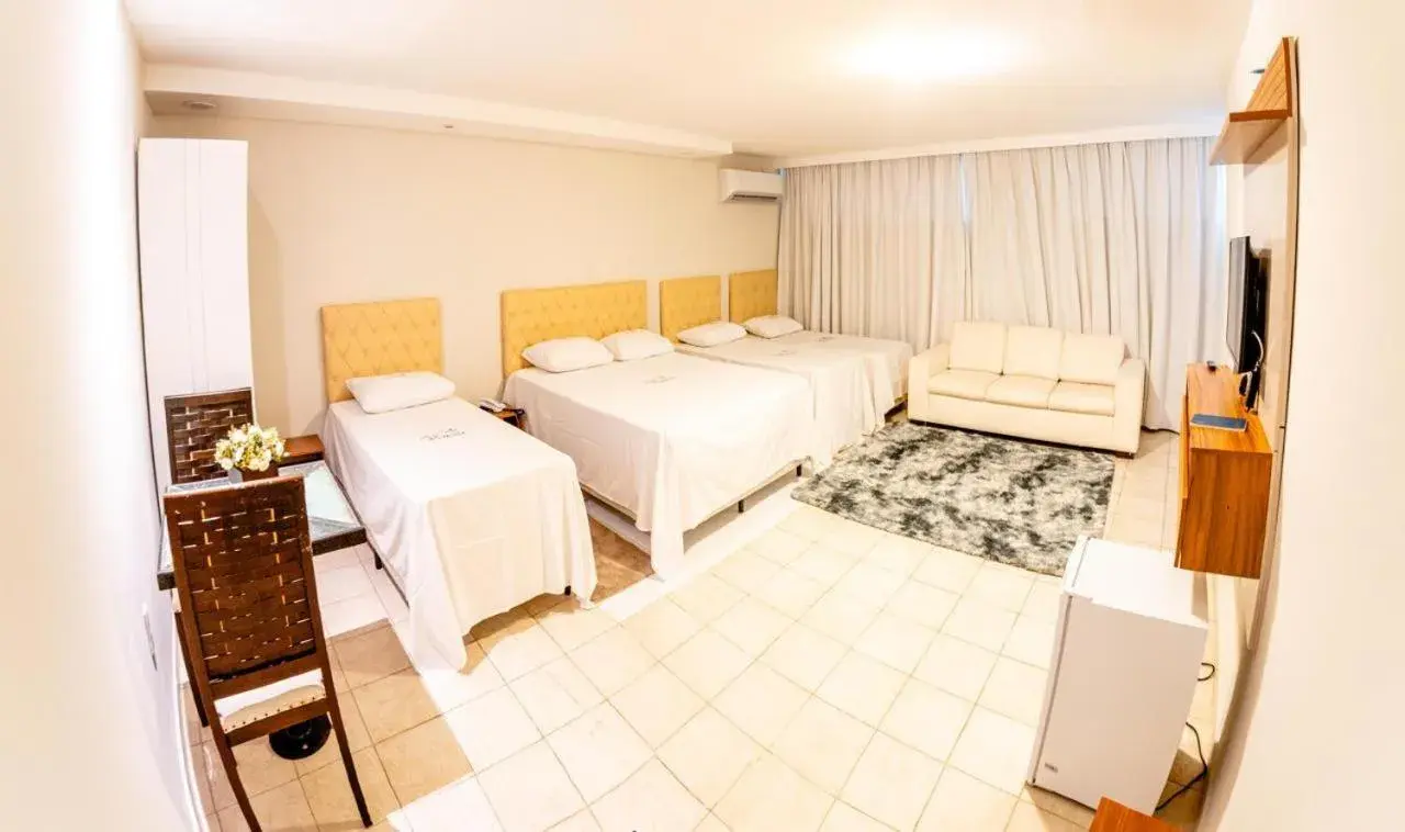 Family Studio - single occupancy in Hotel Veneza Family Studio - single occupancy in Hotel Veneza