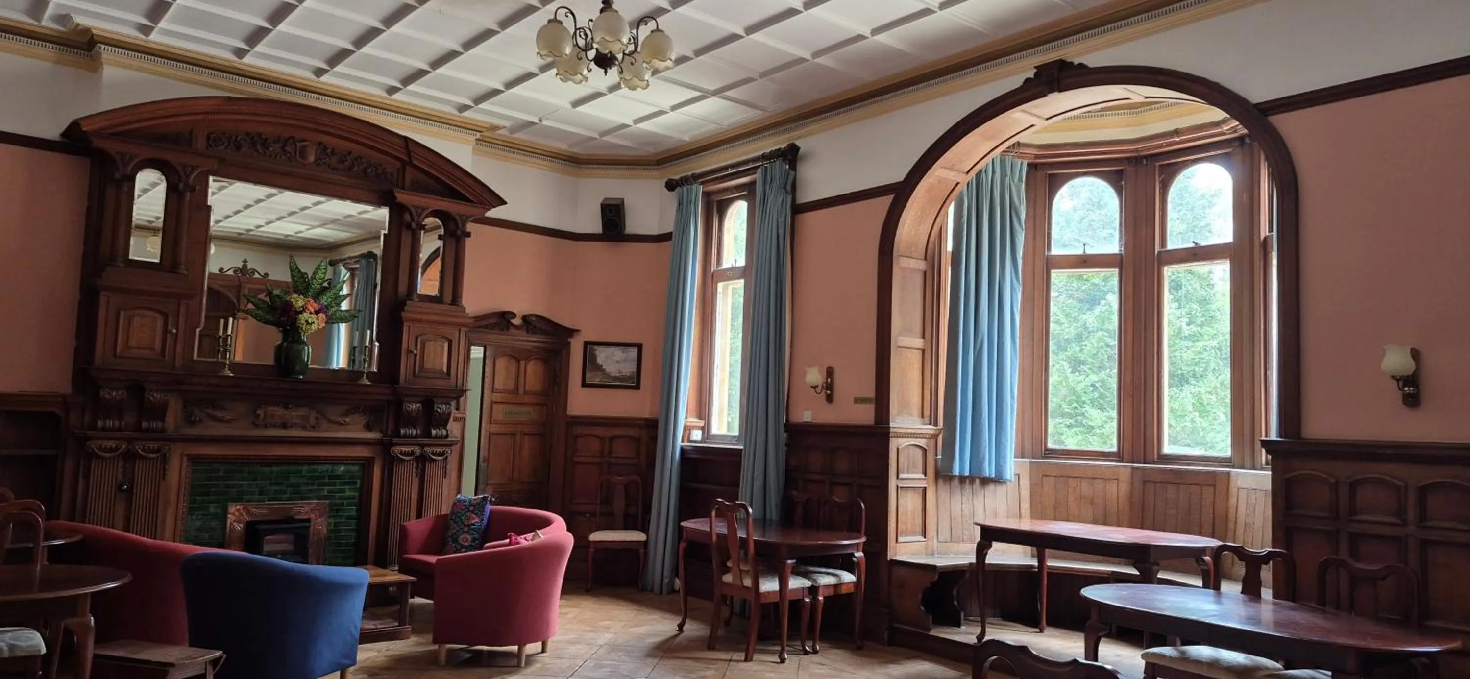 Restaurant/places to eat in Fieldways