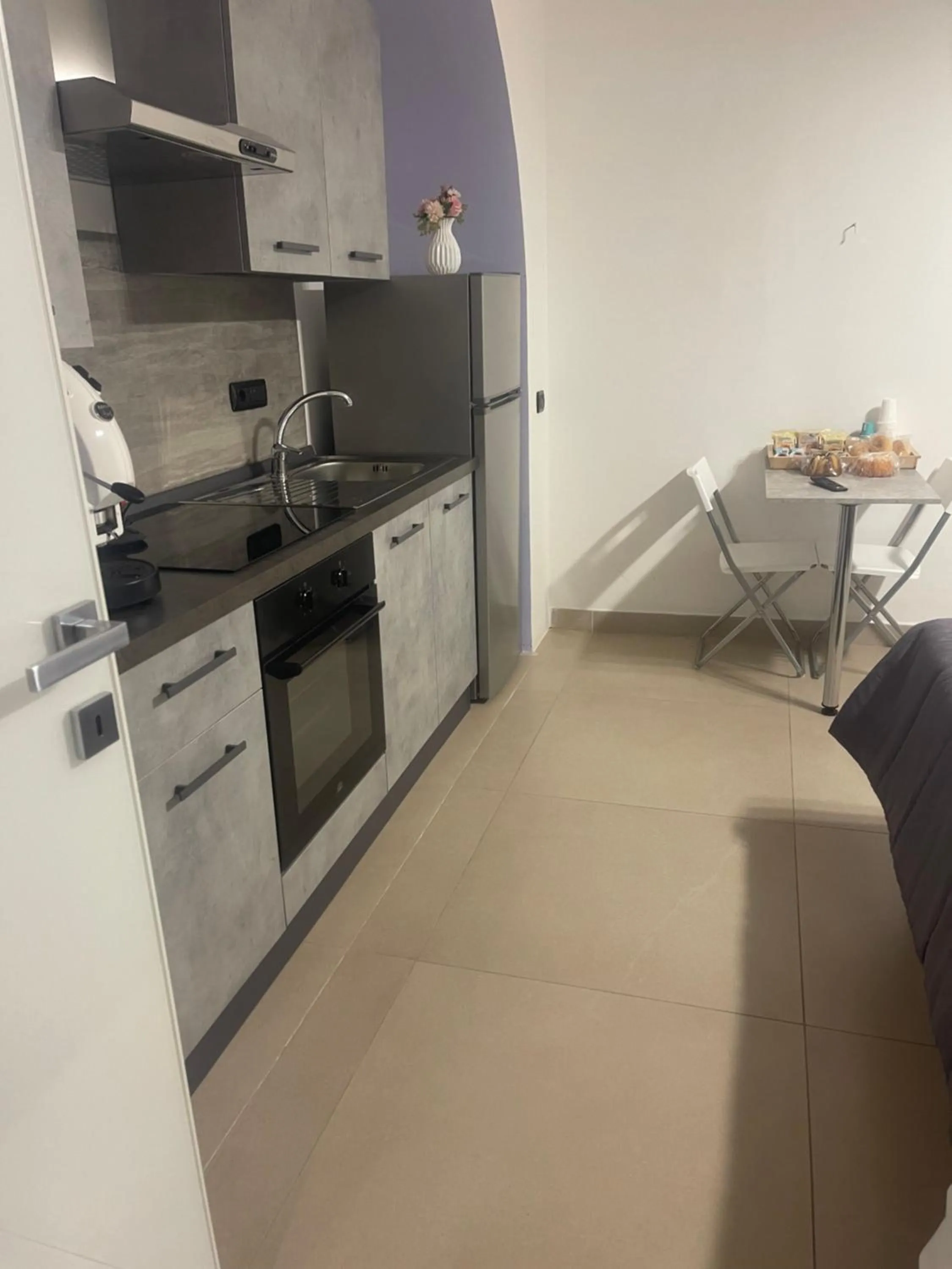 Kitchen or kitchenette in Duomo family house