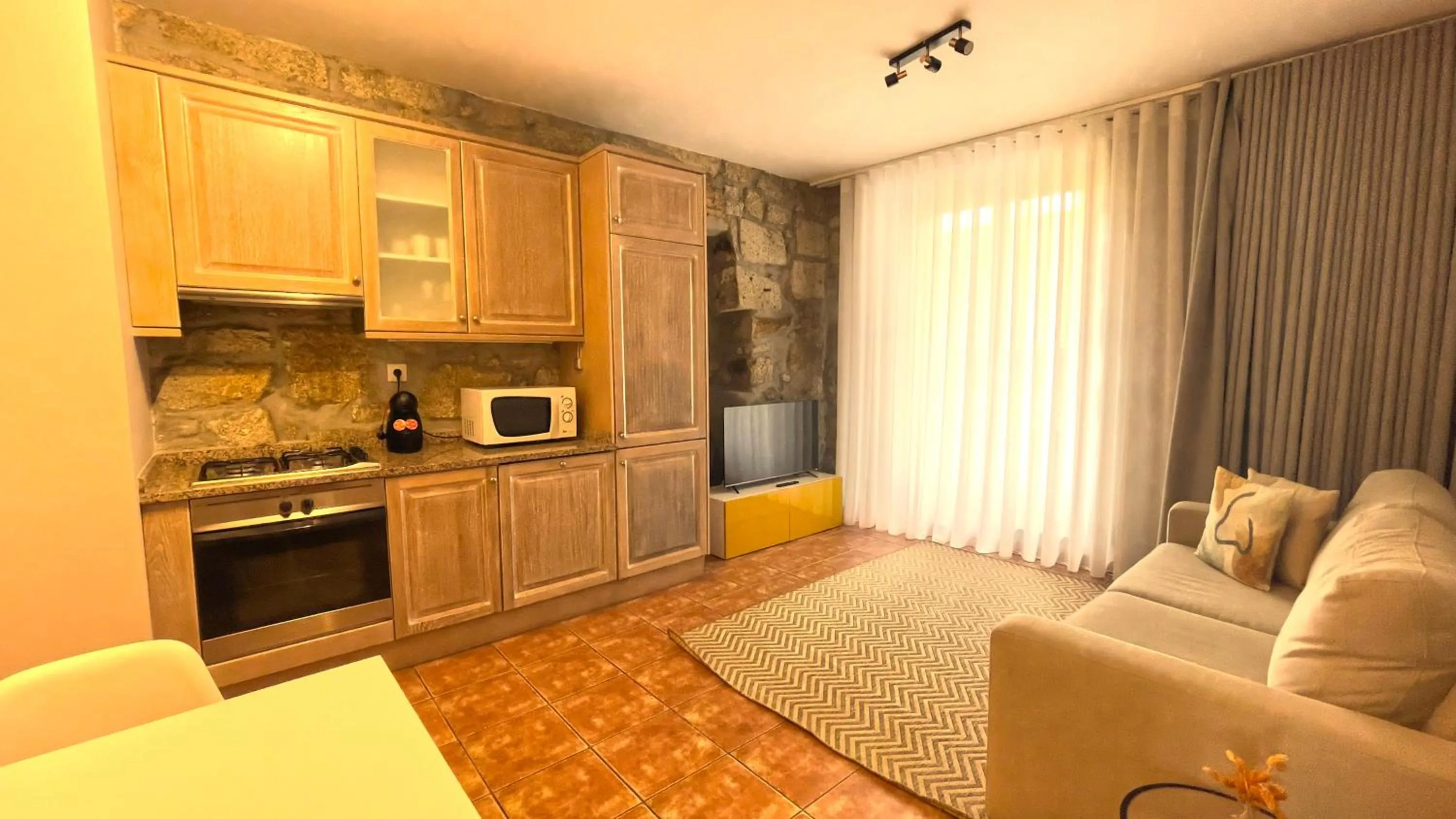 Living room in RIBEIRA by YoursPorto