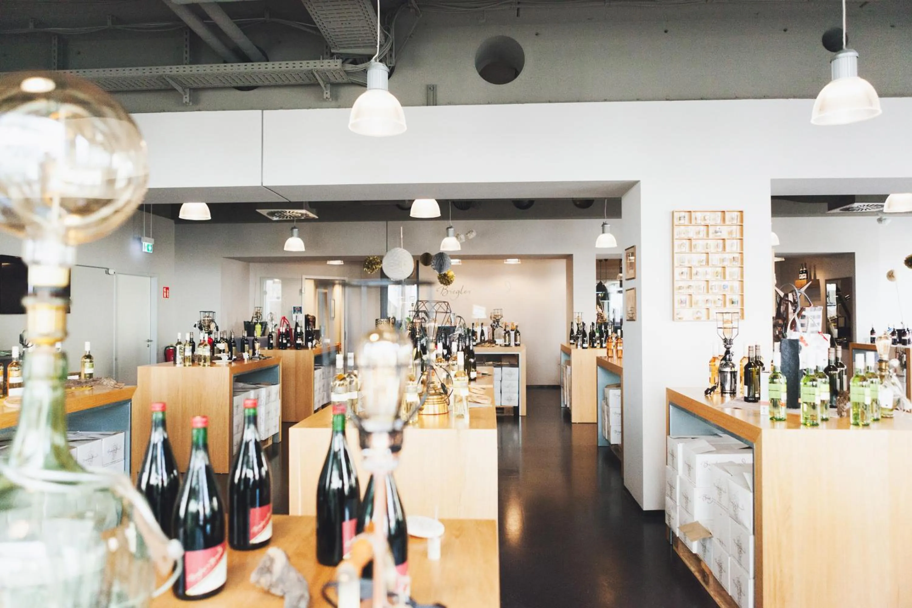 On-site shops in Weinhotel Kaisergarten