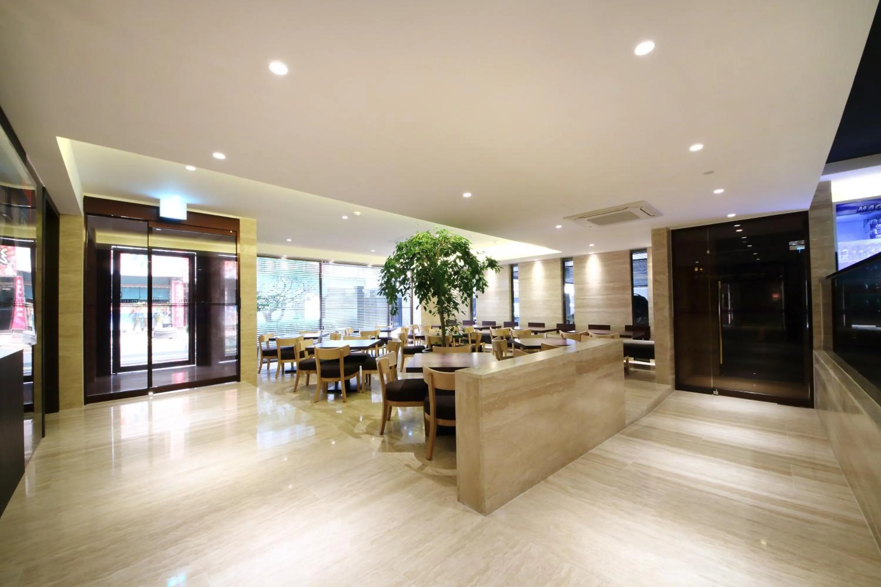 Restaurant/places to eat in Golden Hotel Incheon