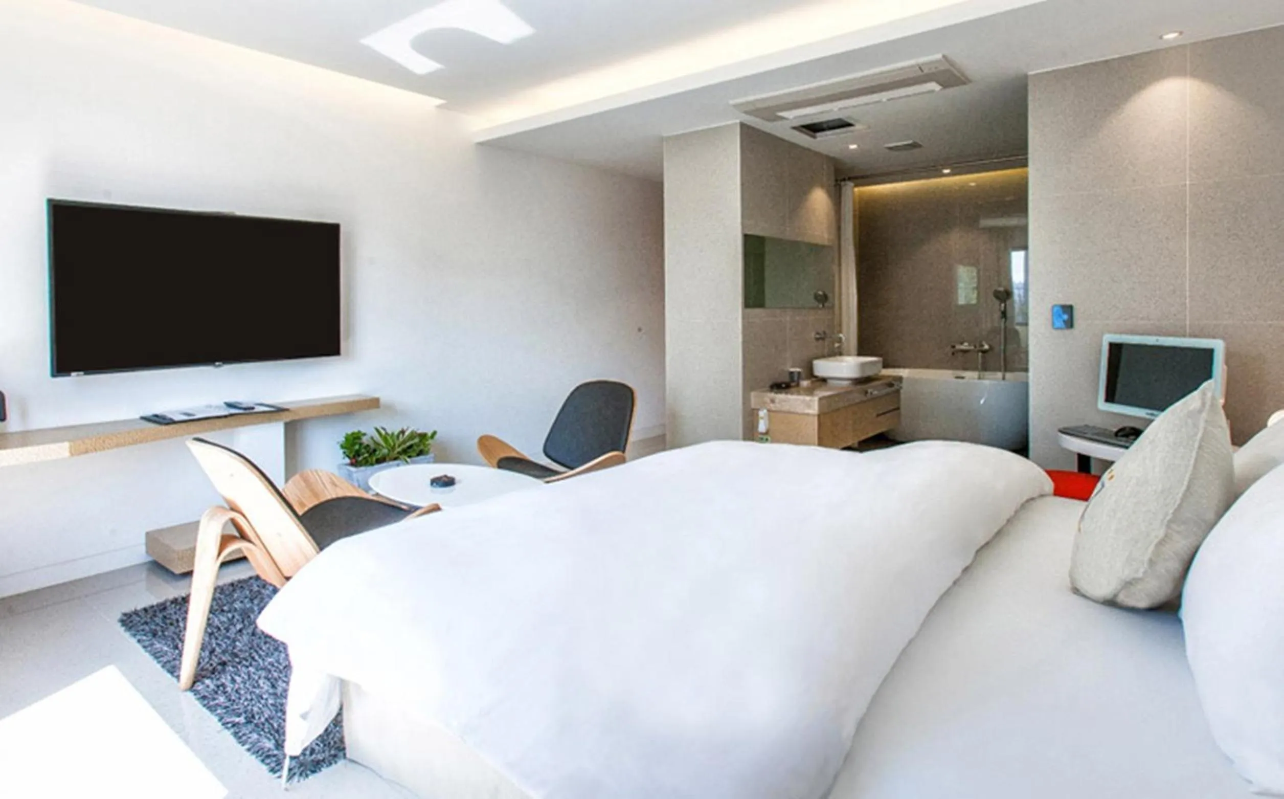 Decorative detail in Golden Hotel Incheon