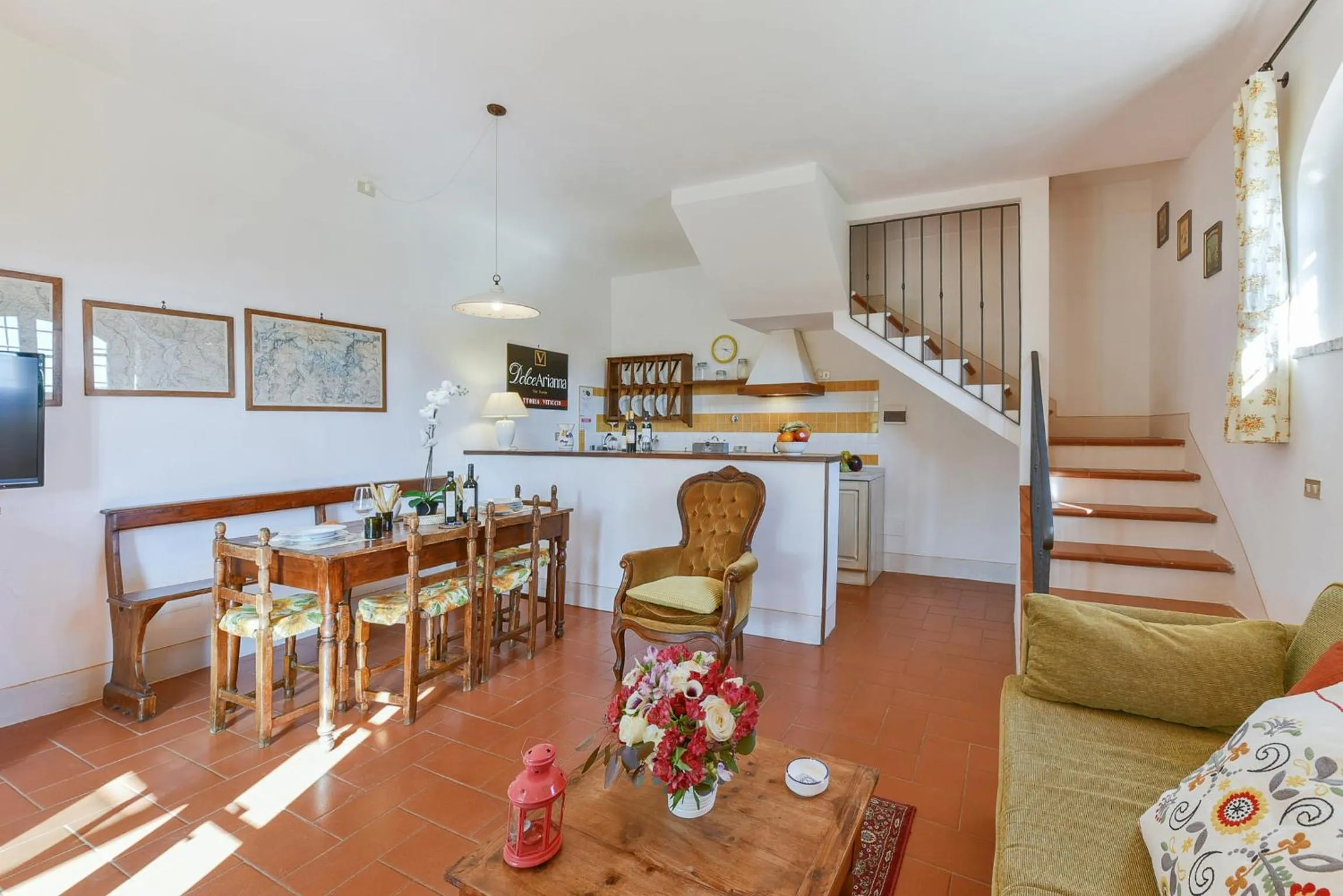One-Bedroom Apartment with Patio in Viticcio