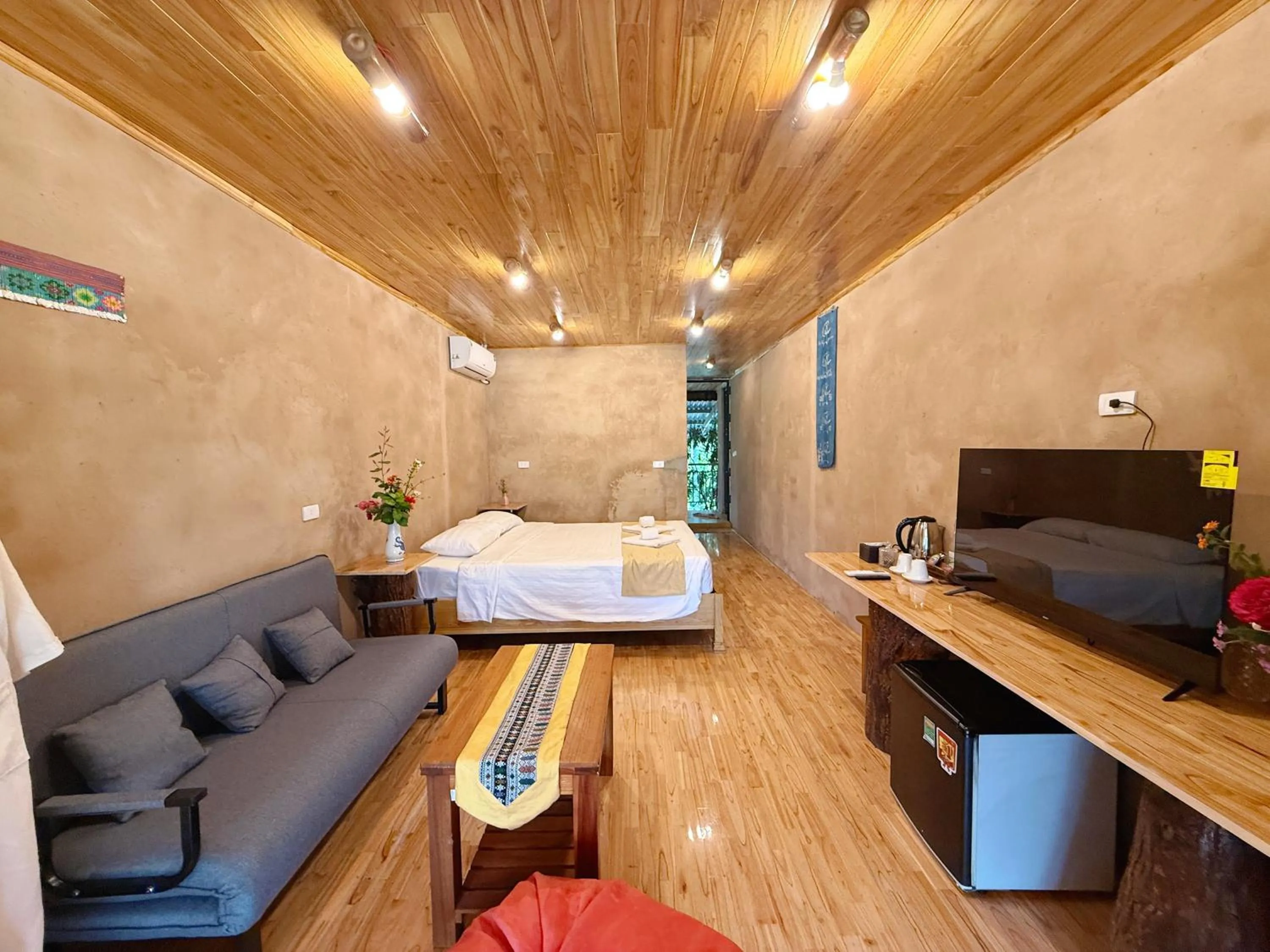 Bedroom, Bed in Mai Chau Onsen Retreat