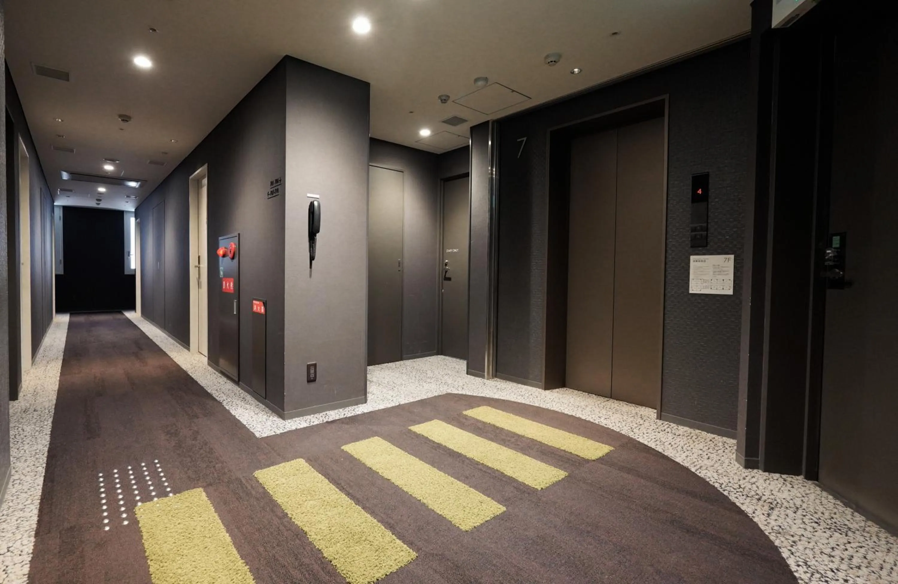 elevator in Park Central Sakura Hotel