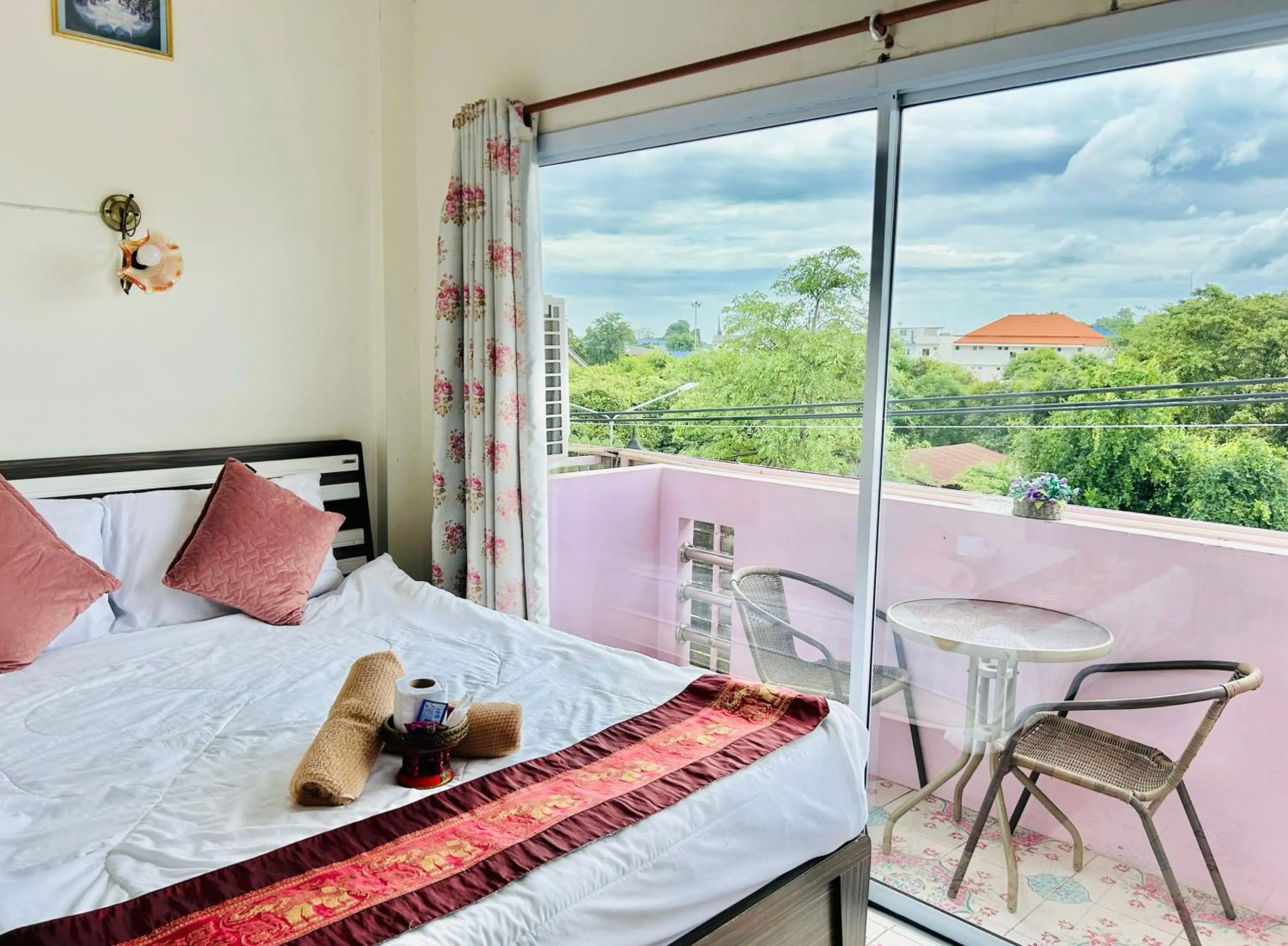 Bed in Home One Love Ayutthaya GH