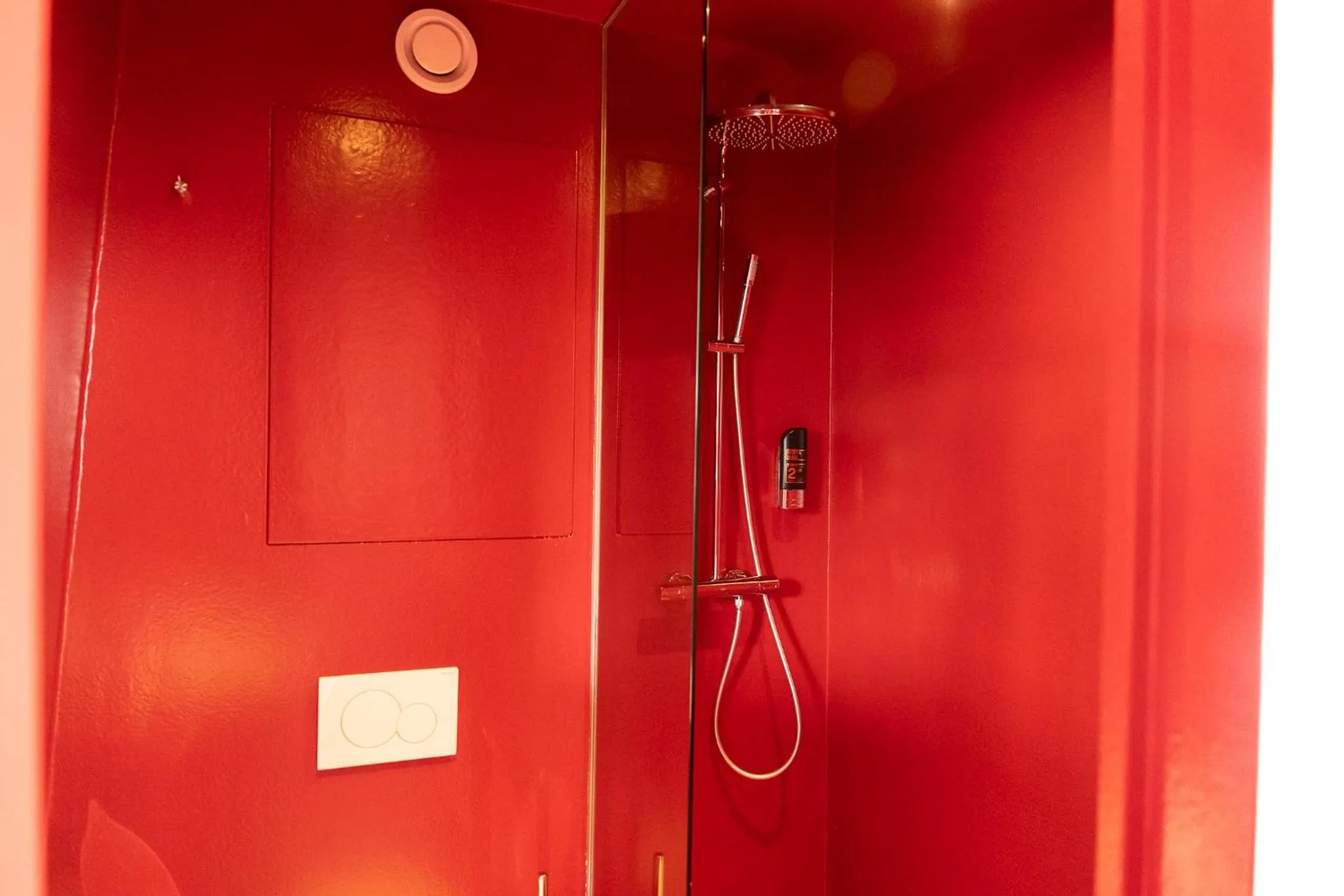 Shower in Botel