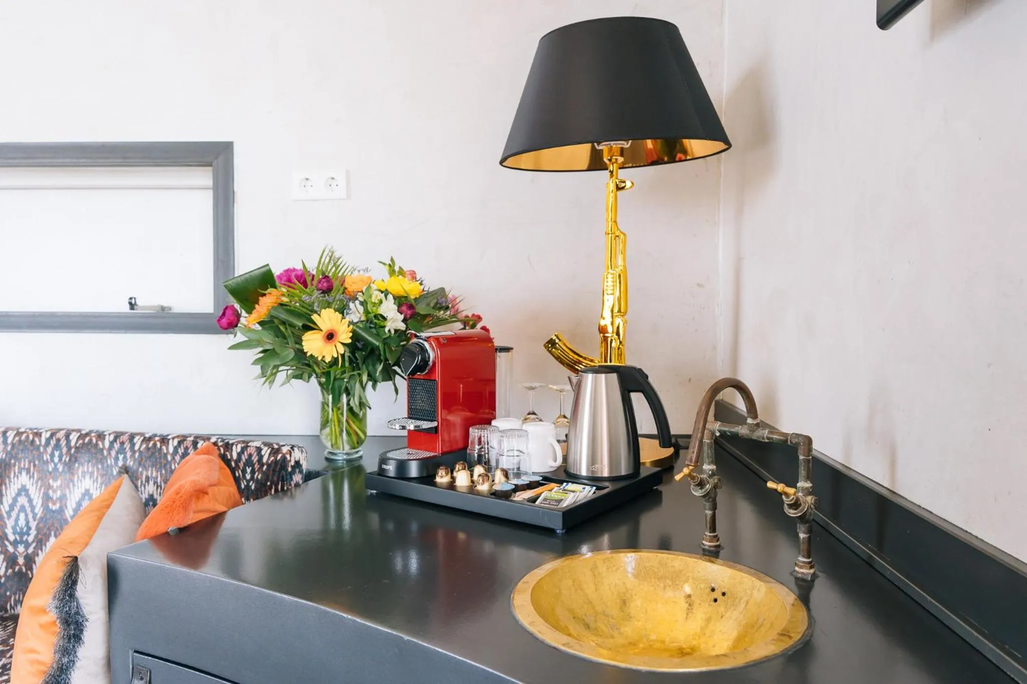 Coffee/tea facilities in Botel