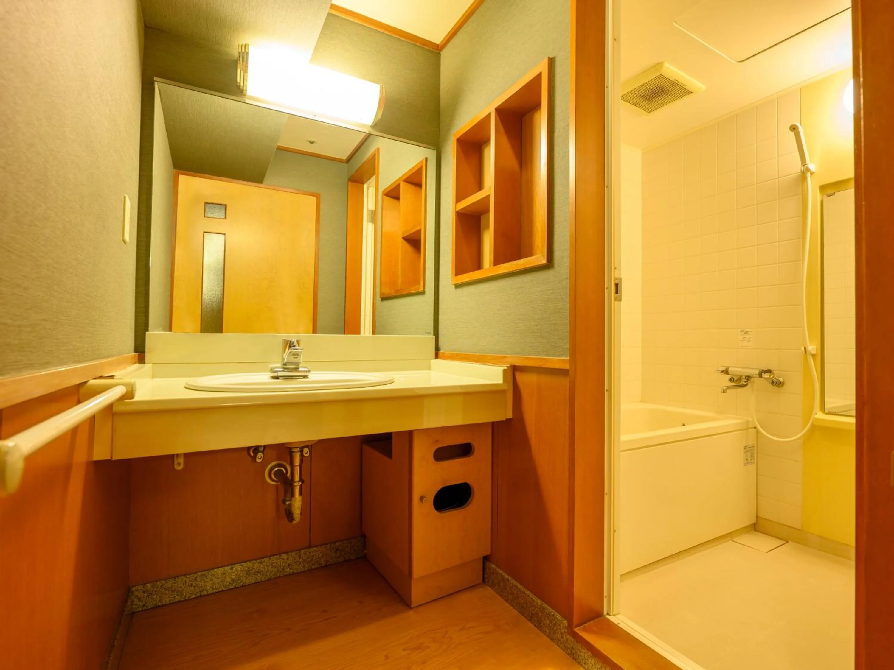 Shower in KAMENOI HOTEL Nachi Katsuura