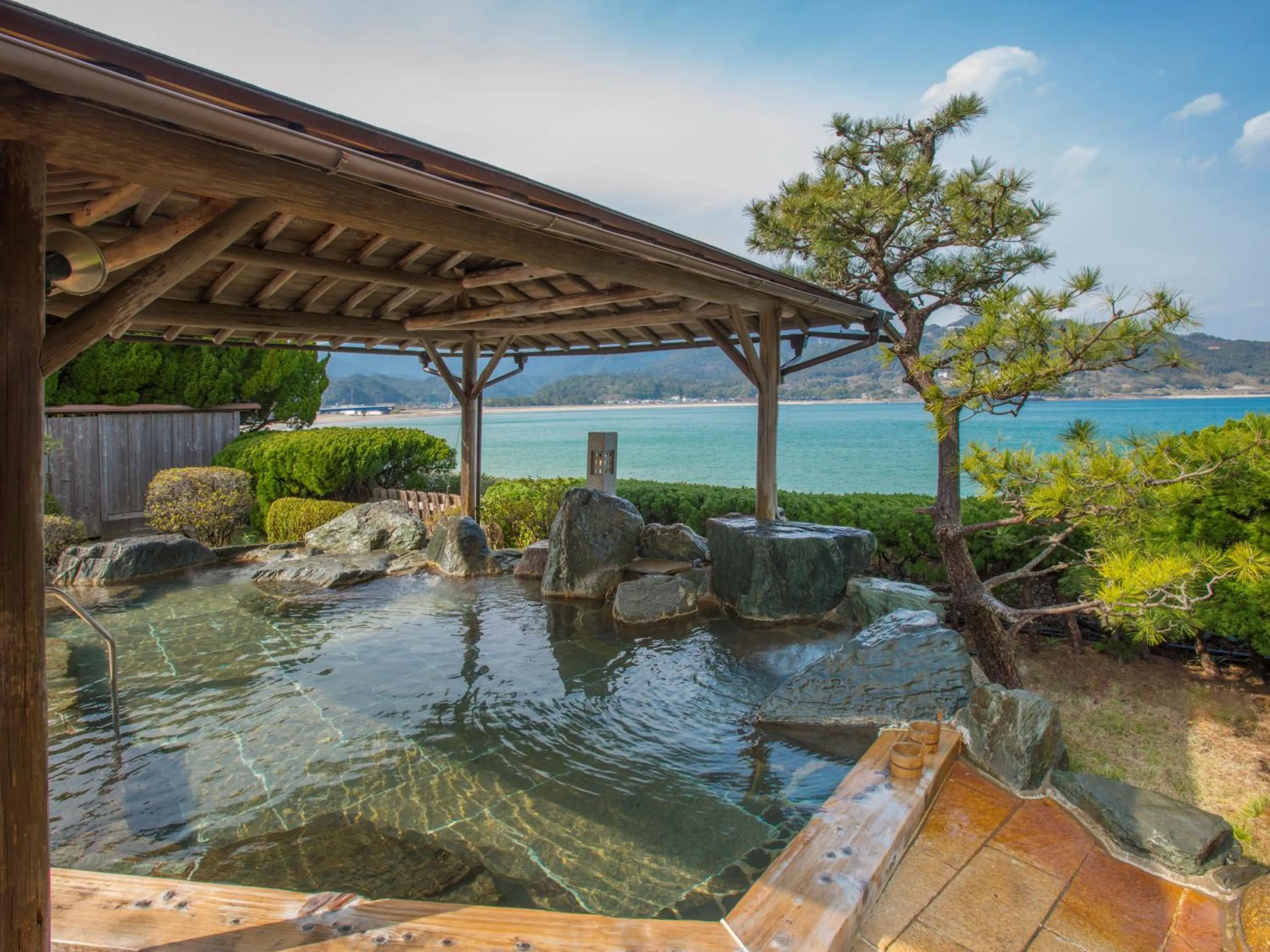 Open Air Bath in KAMENOI HOTEL Nachi Katsuura