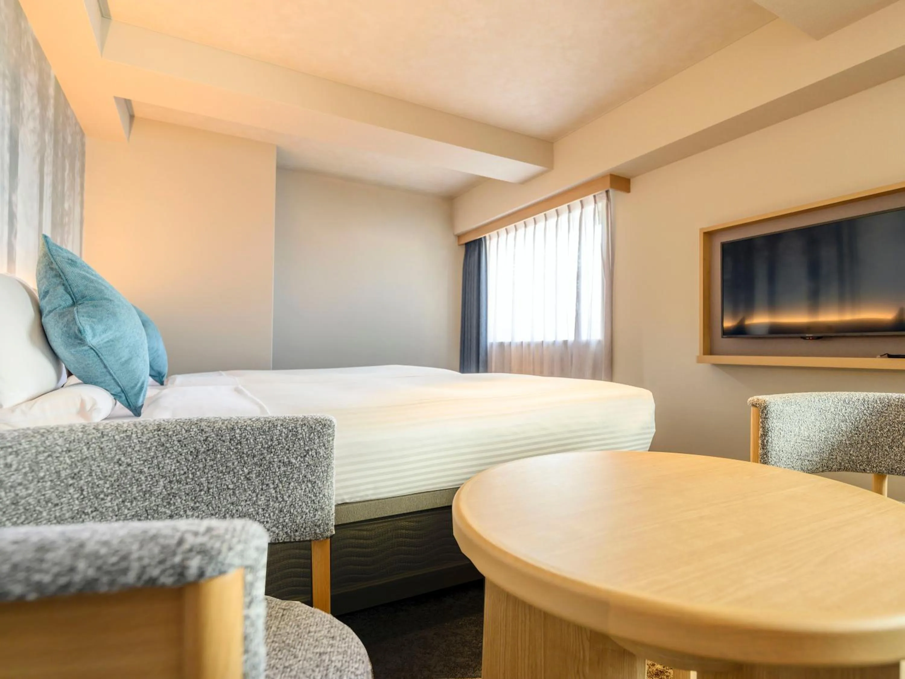 Photo of the whole room, Bed in KAMENOI HOTEL Nachi Katsuura