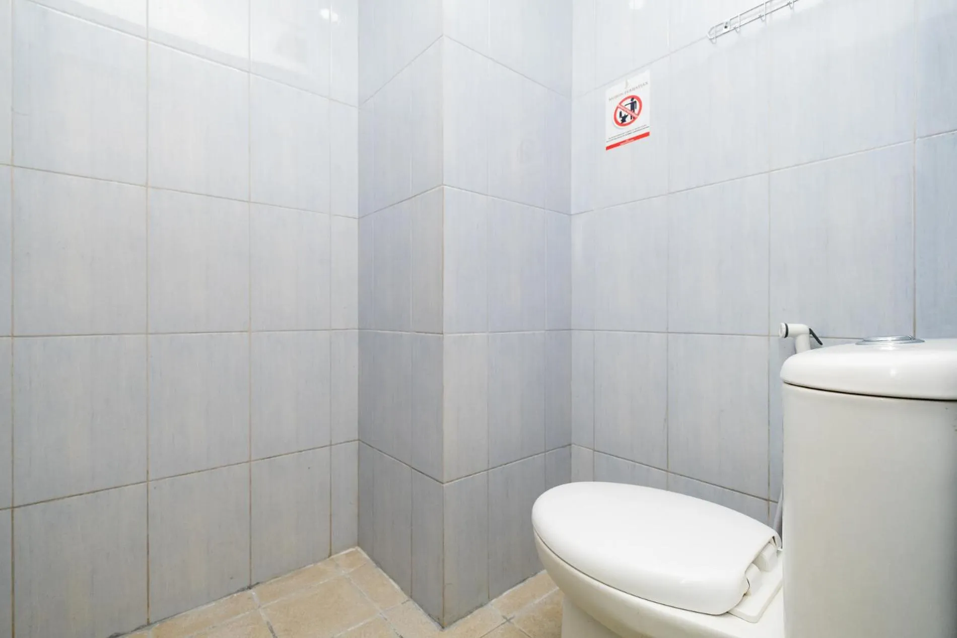Bathroom in RedLiving Syariah Apartemen MKostel - Tower A1 Kencana Loka