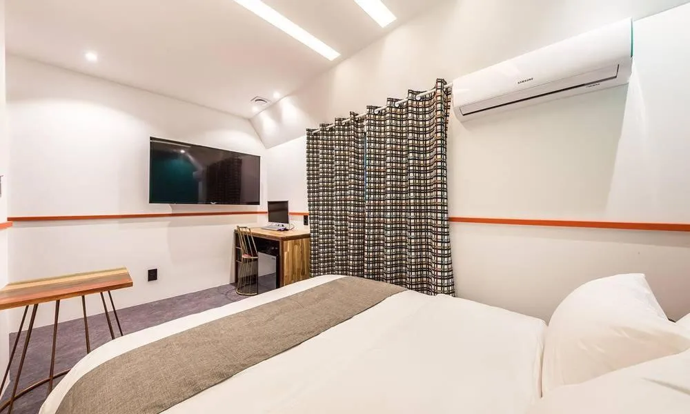 Bed in Guri Hotel In cafe