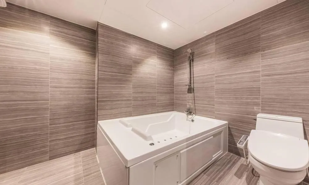 Bathroom in Guri Hotel In cafe