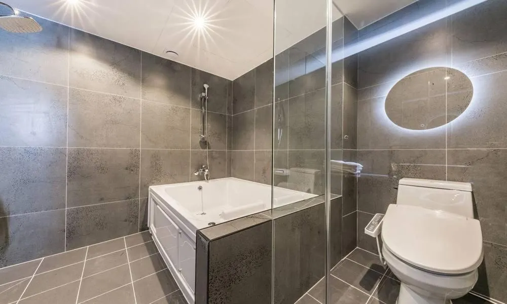 Bathroom in Guri Hotel In cafe