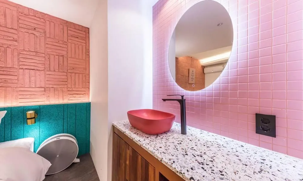 Toilet in Guri Hotel In cafe