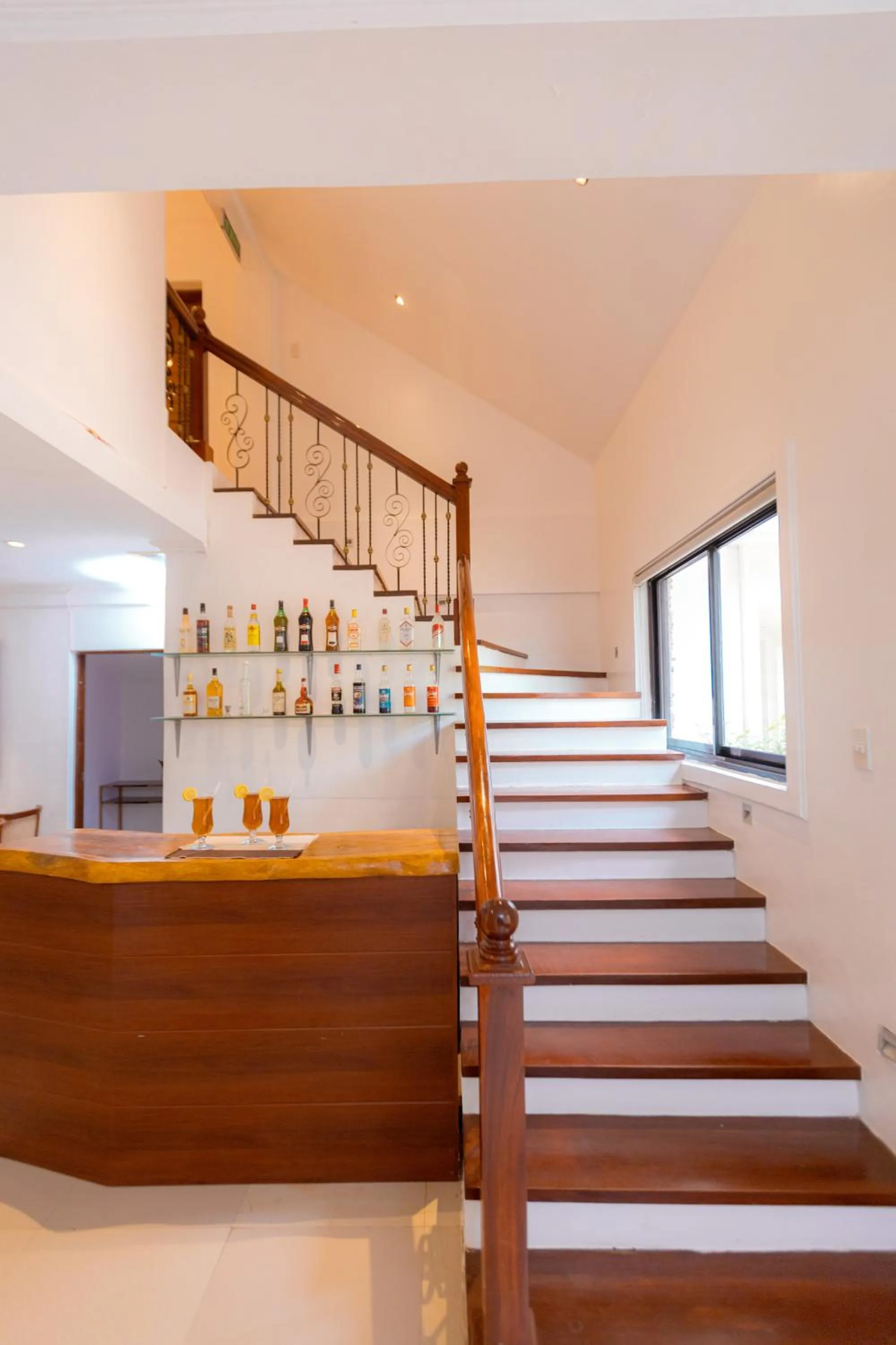 Property building in Bellagio Hills Hotel and Restaurant