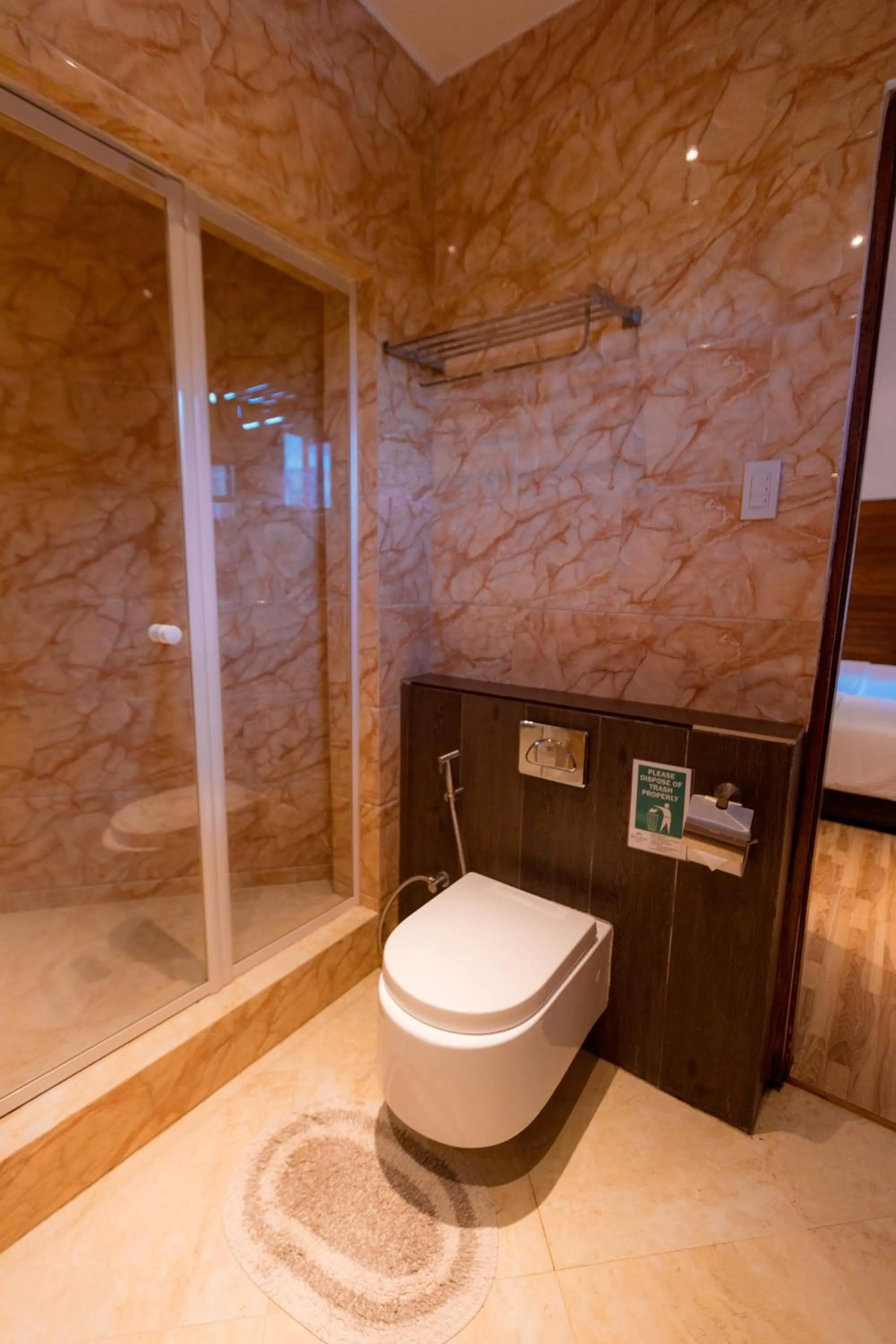 Toilet in Bellagio Hills Hotel and Restaurant