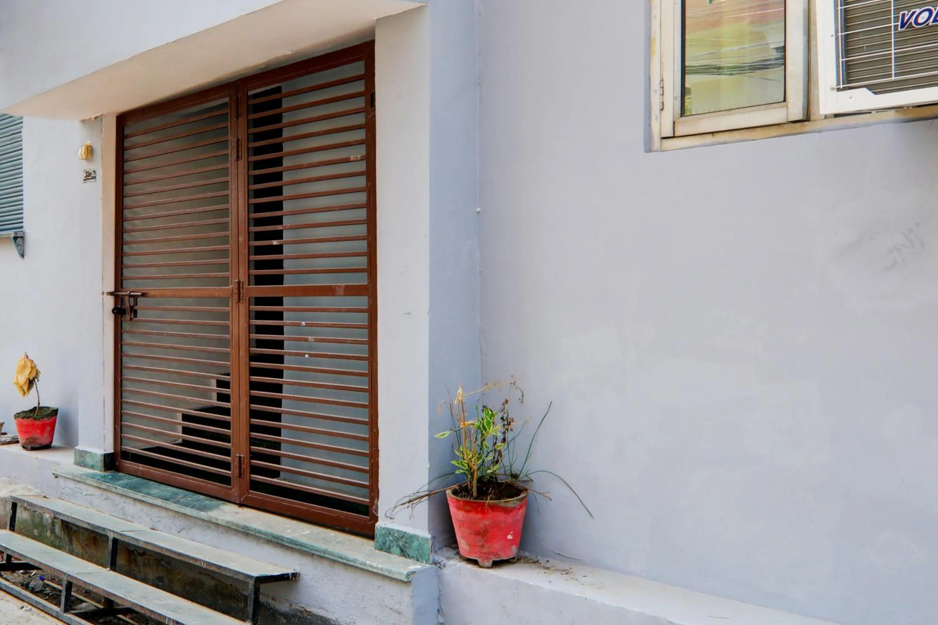 Facade/entrance in Super Hotel O Raama