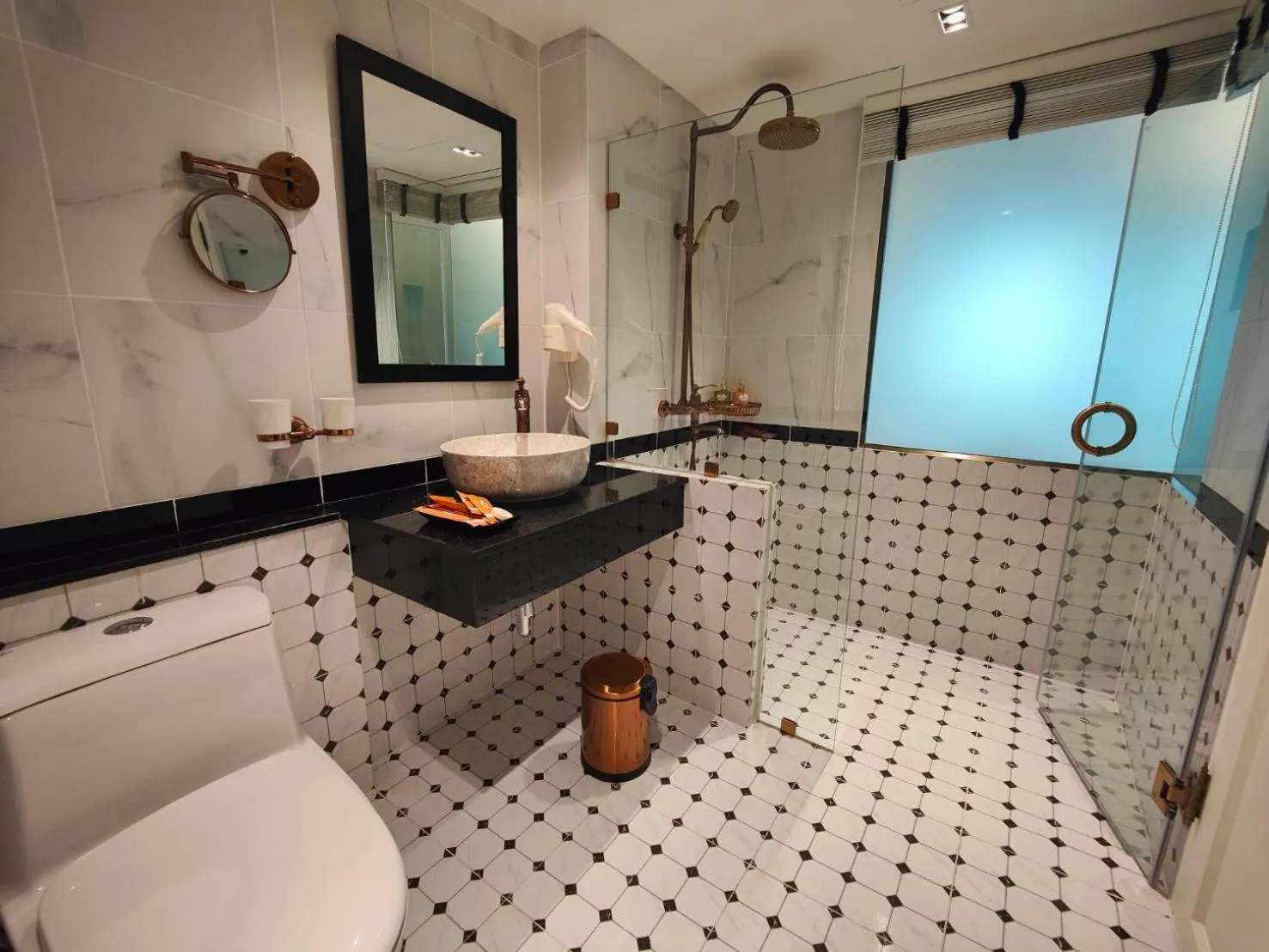 Bathroom in Siri Grand Bangkok Hotel