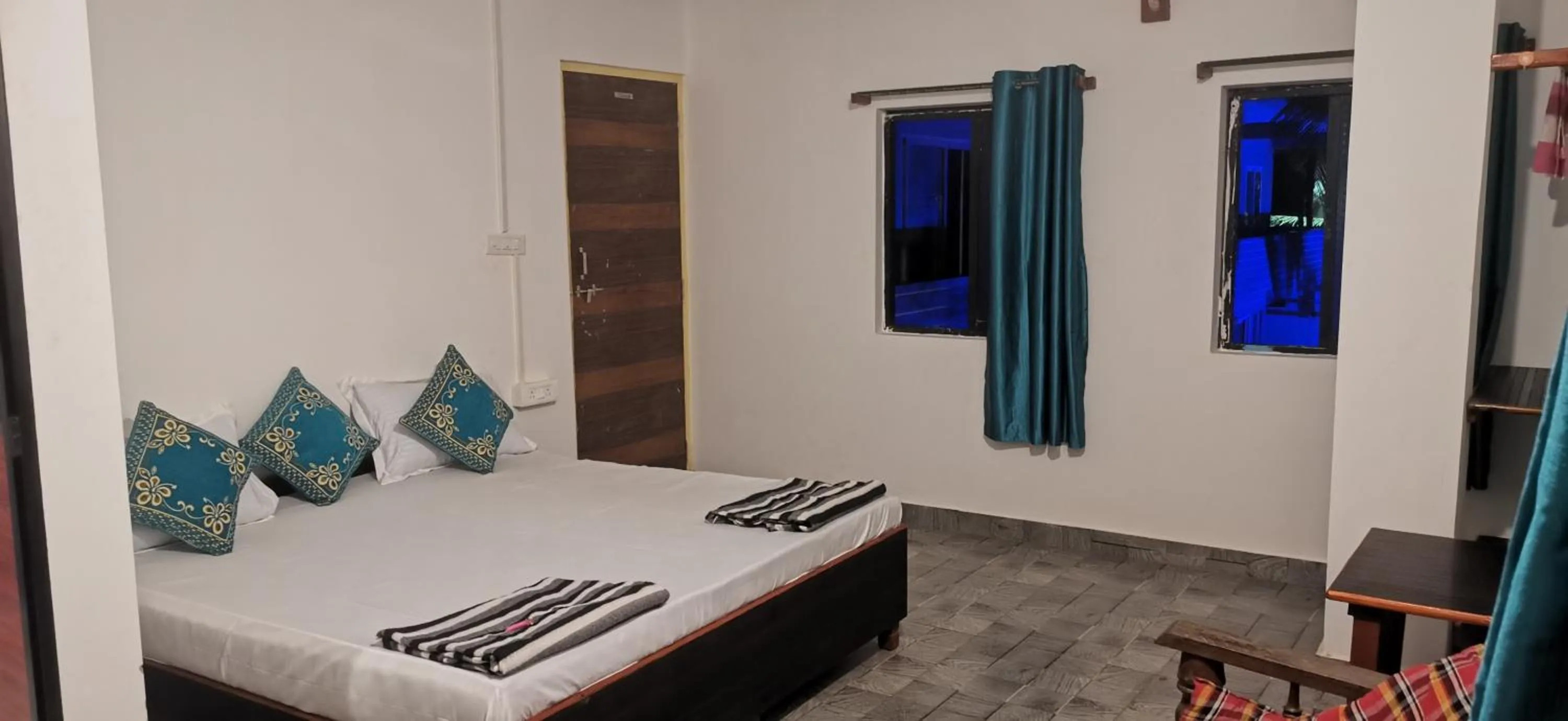 air conditioner, Bed in COCKS TOWN