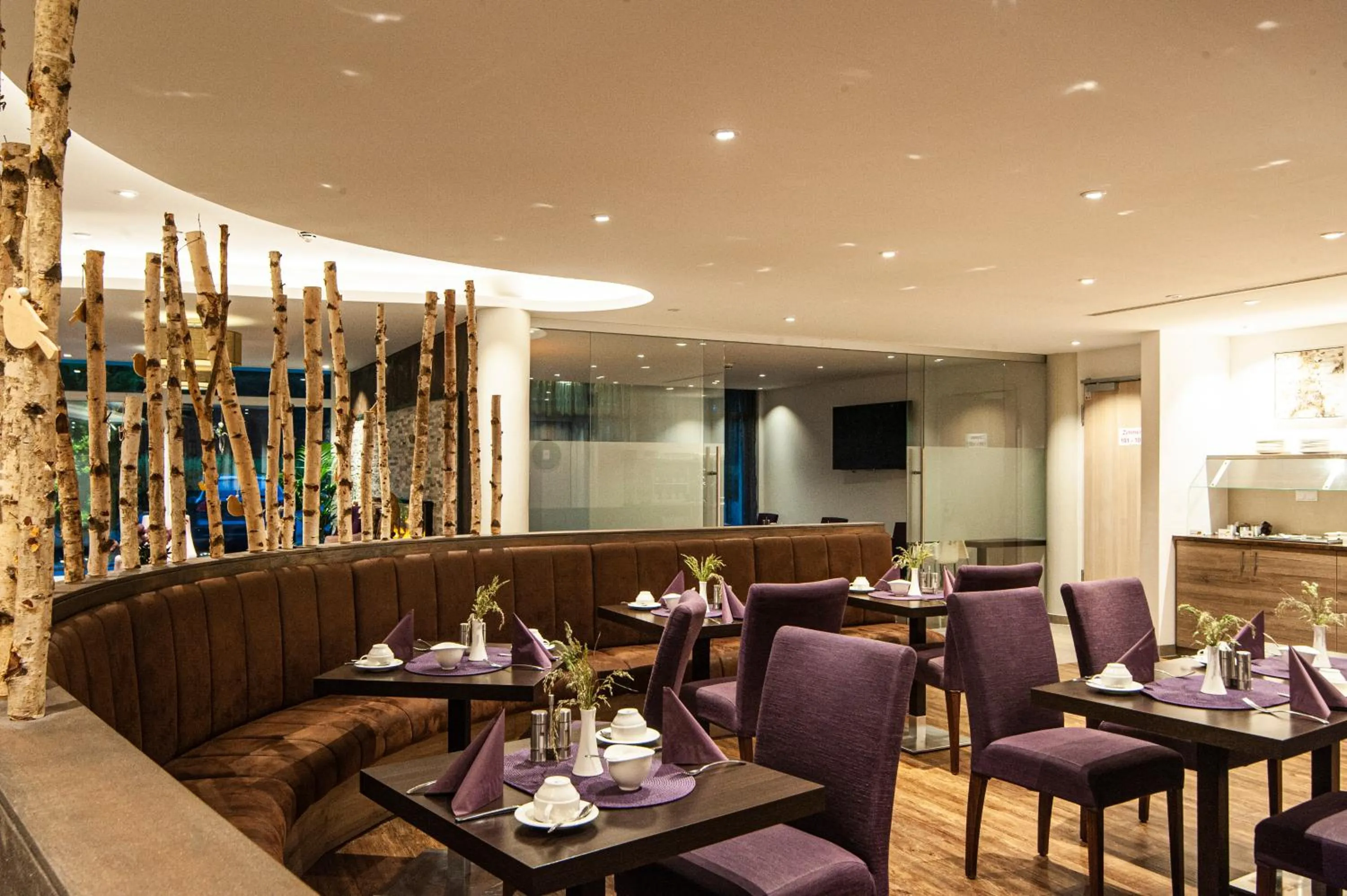 Food and drinks in Business Class Hotel Ebersberg