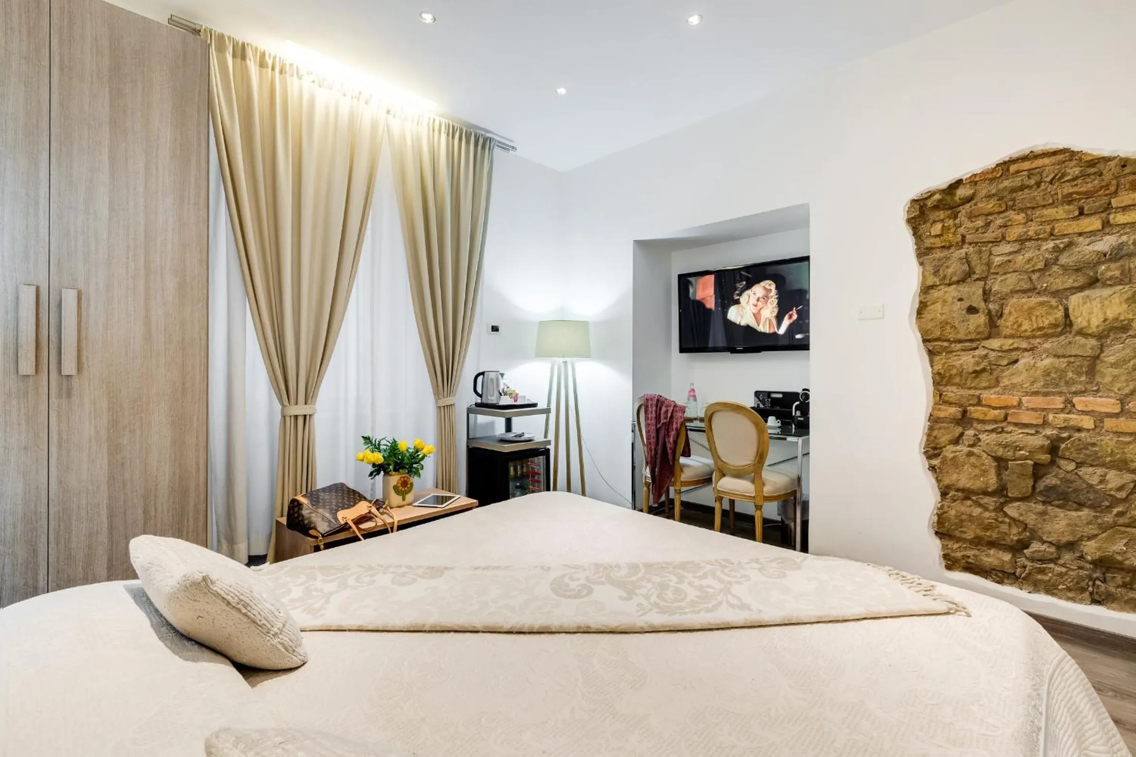 TV and multimedia, Bed in Relais Colonna