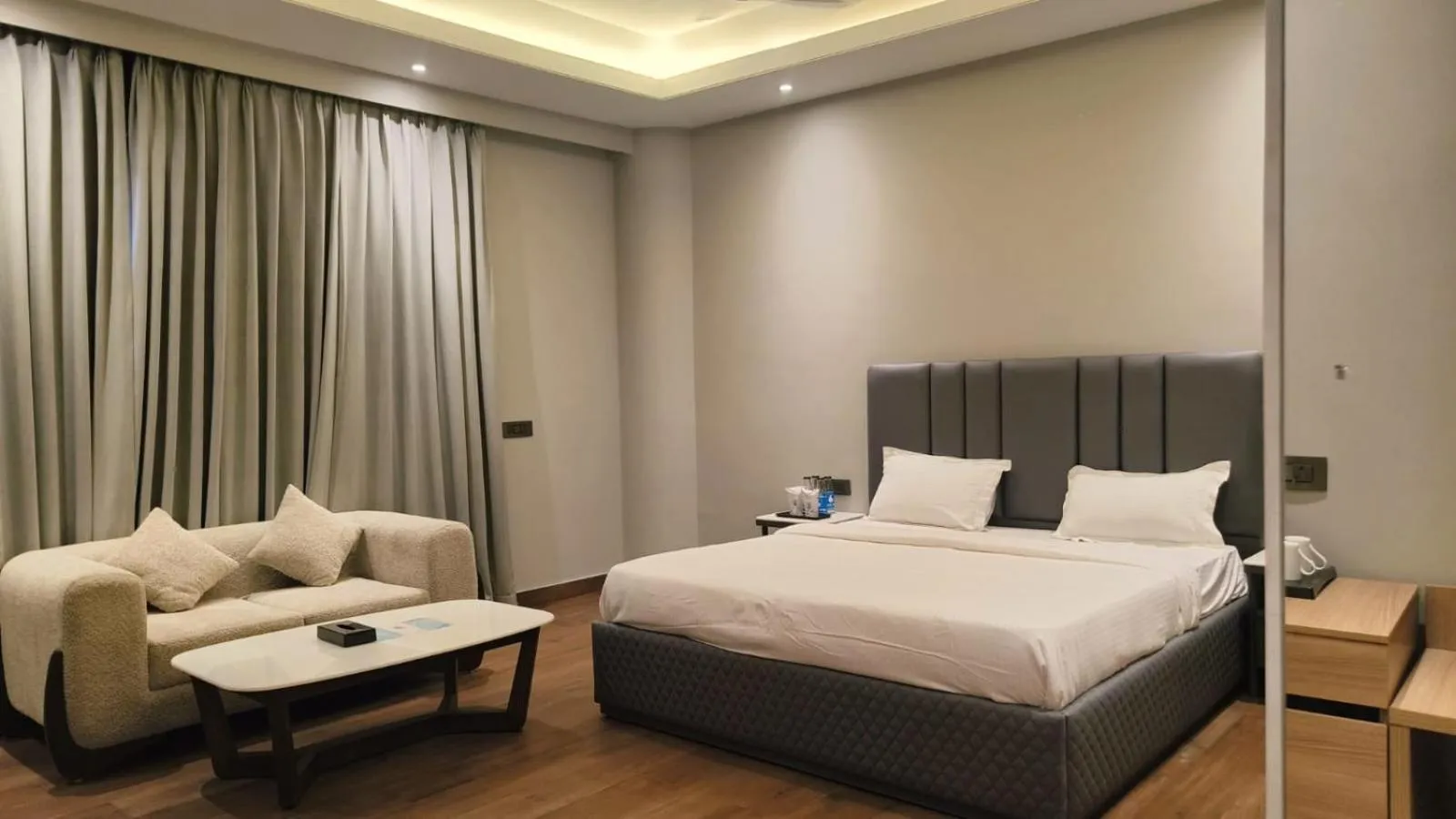 Bed in Silver Sand Sea Princess Beach Resort