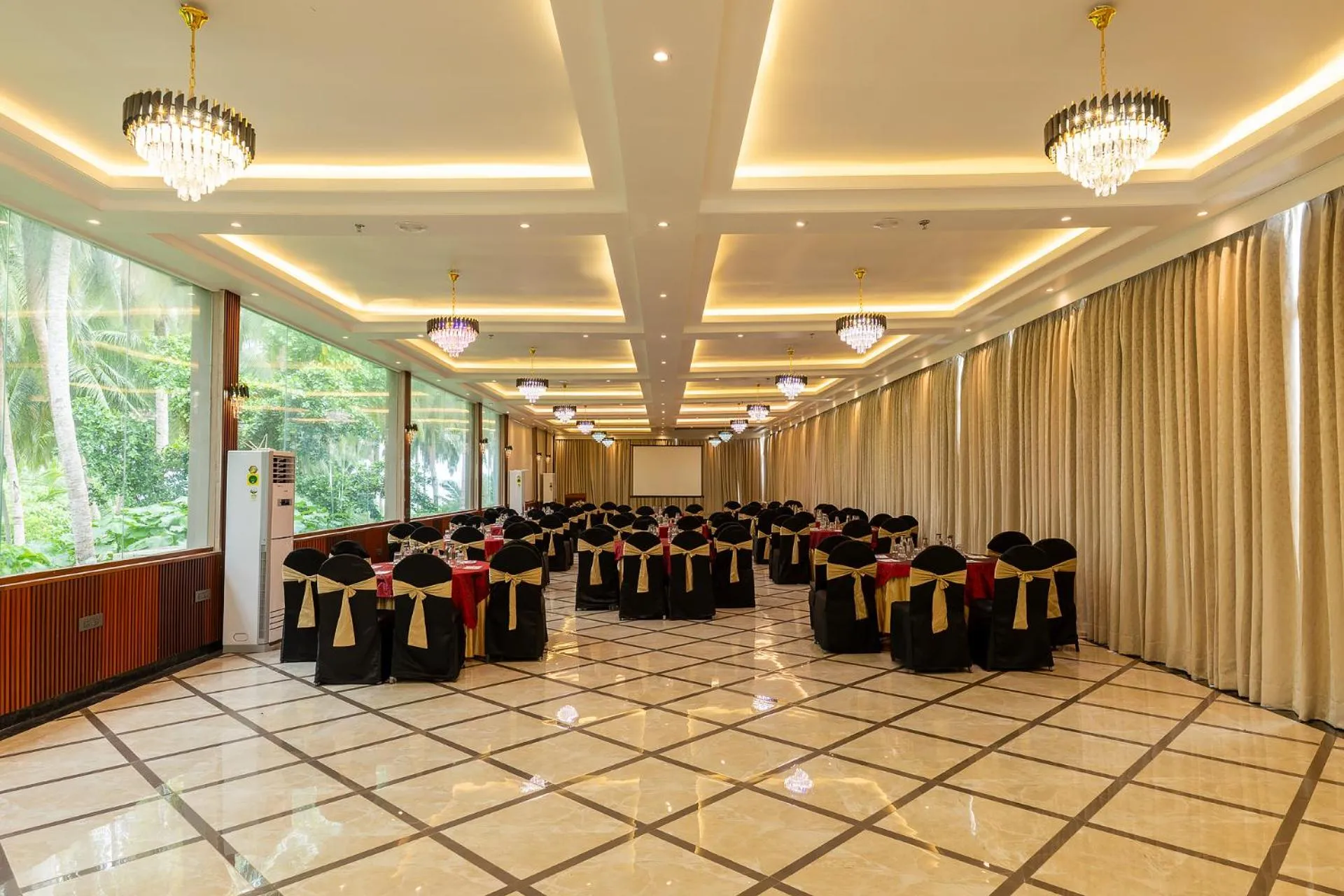 Meeting/conference room in Silver Sand Sea Princess Beach Resort