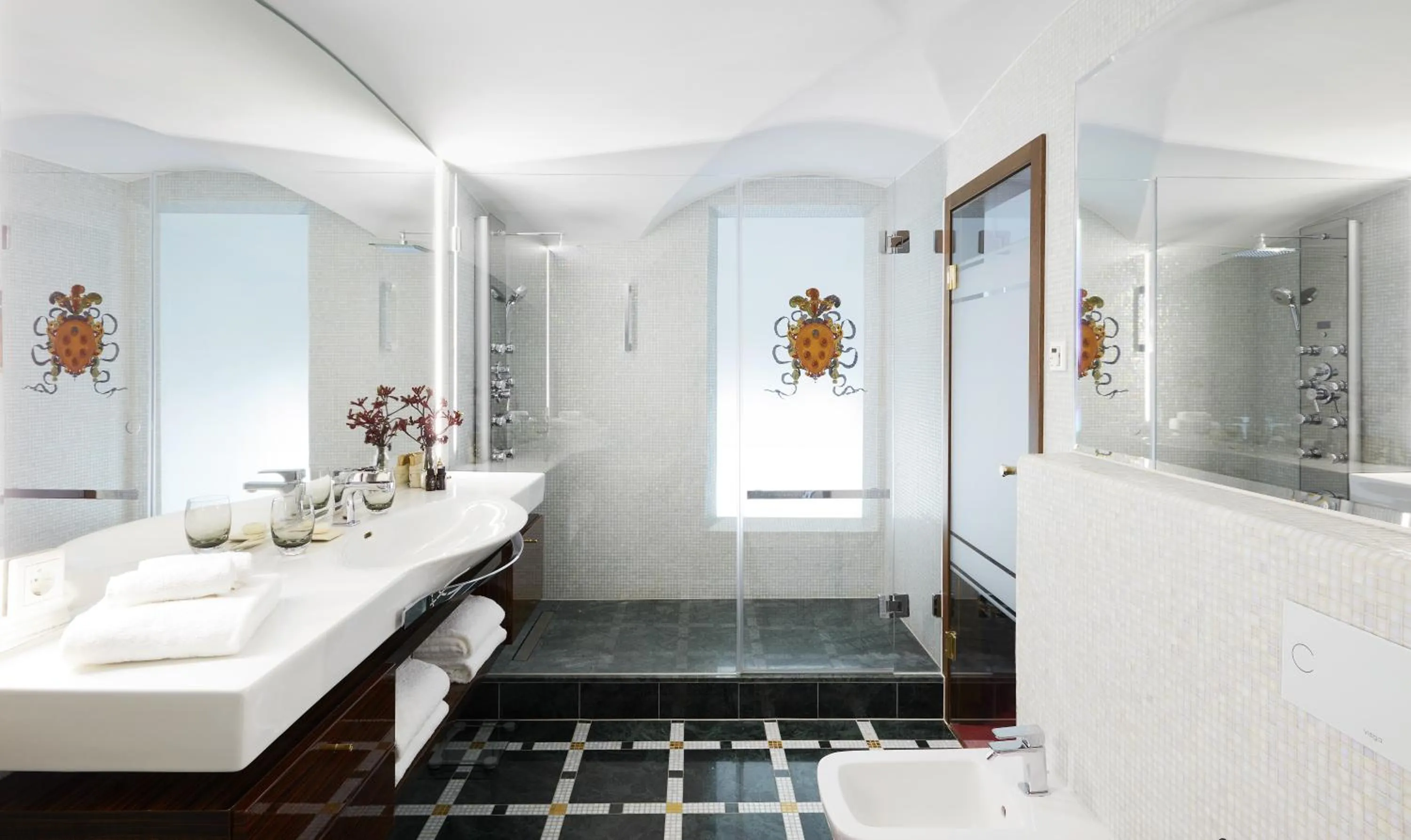 Bathroom in Living Hotel De Medici