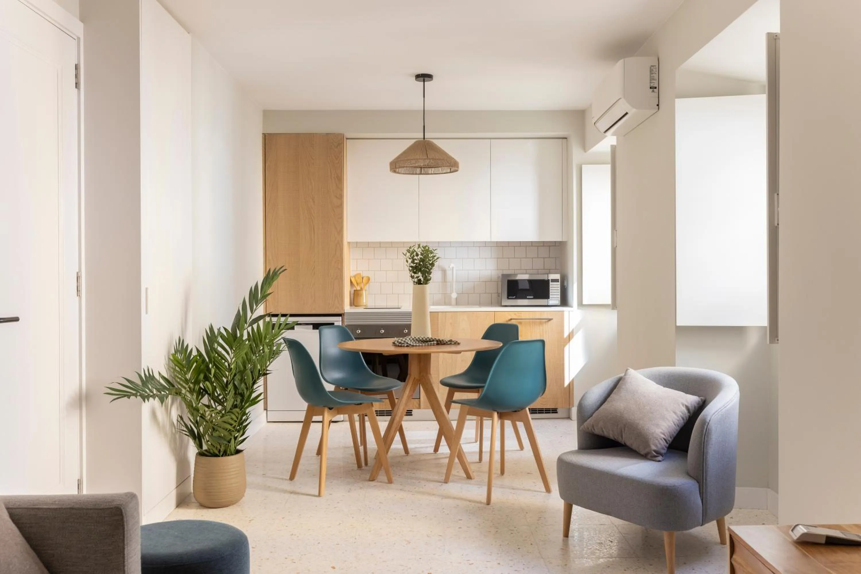 Kitchen or kitchenette in Líbere Lisbon Príncipe Real