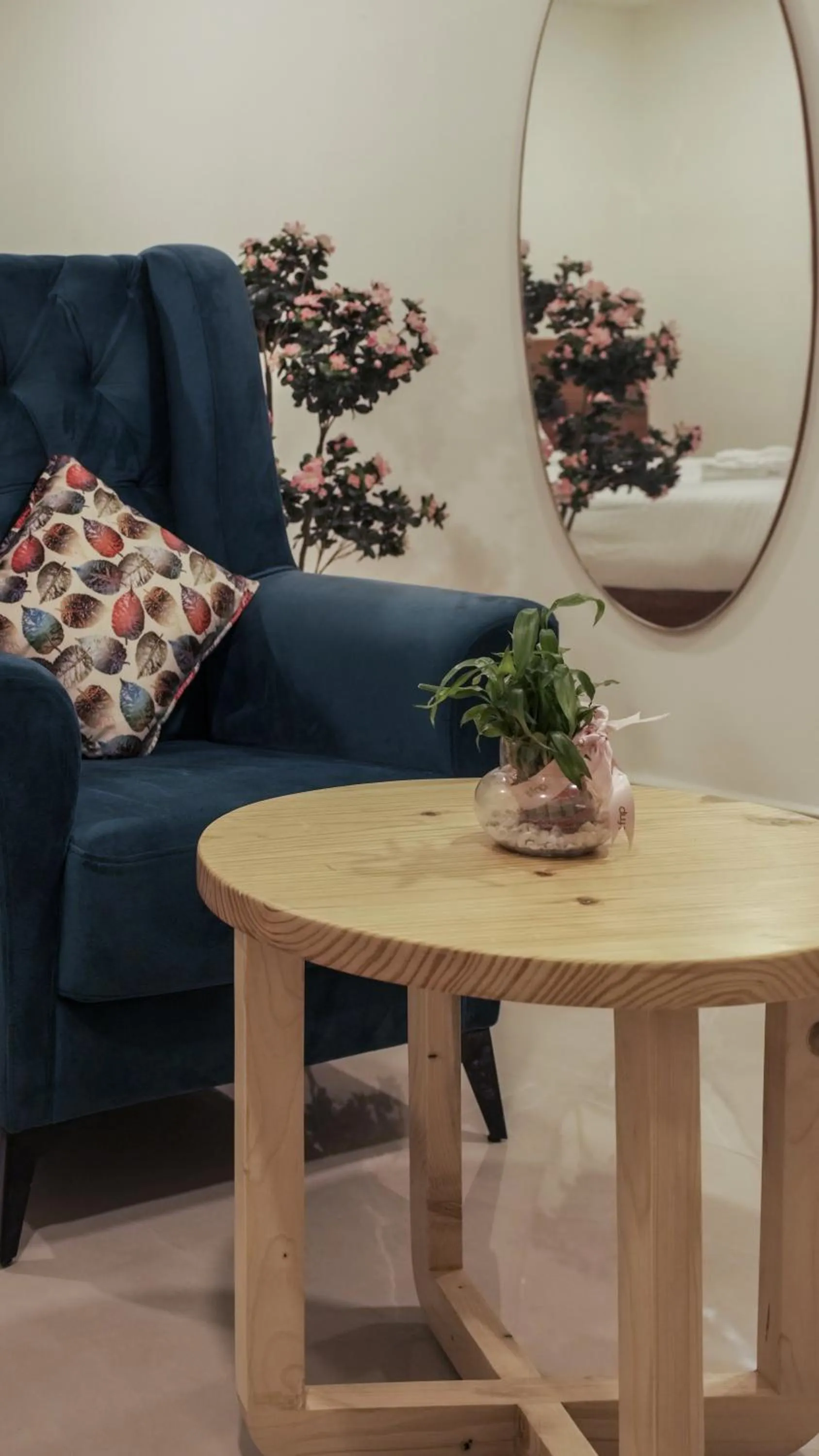 Living room in Radhe Suites