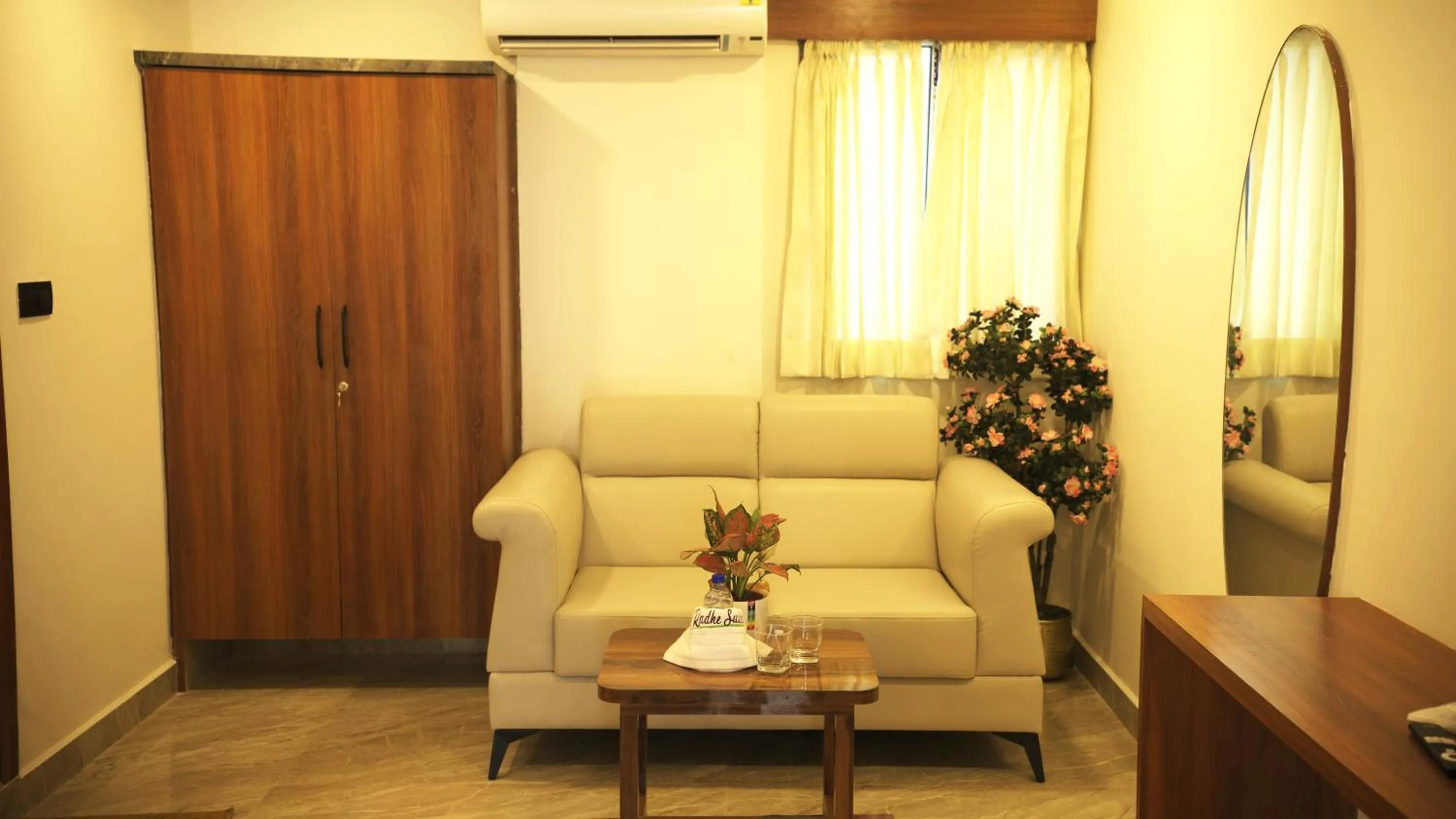 Living room in Radhe Suites