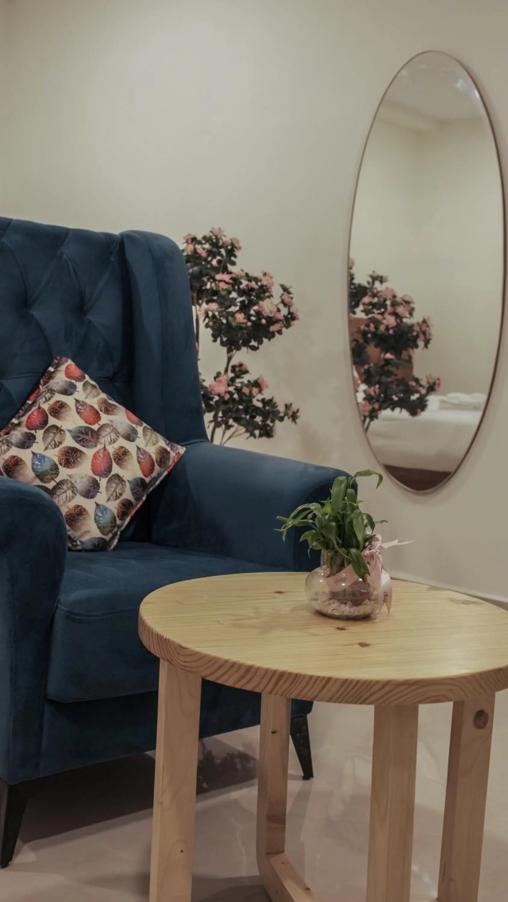 Living room in Radhe Suites