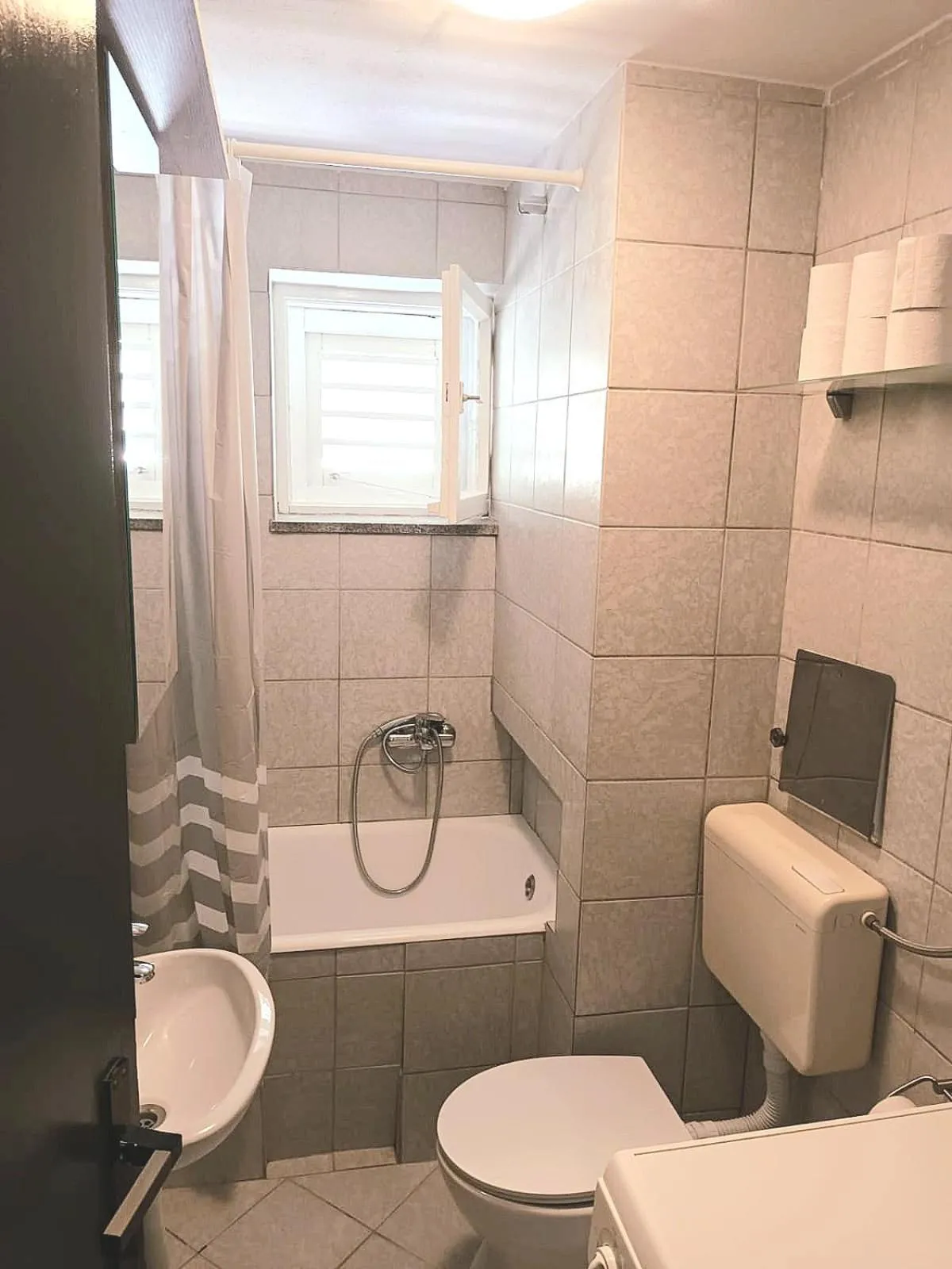 Bathroom in Apartment "None" Makarska