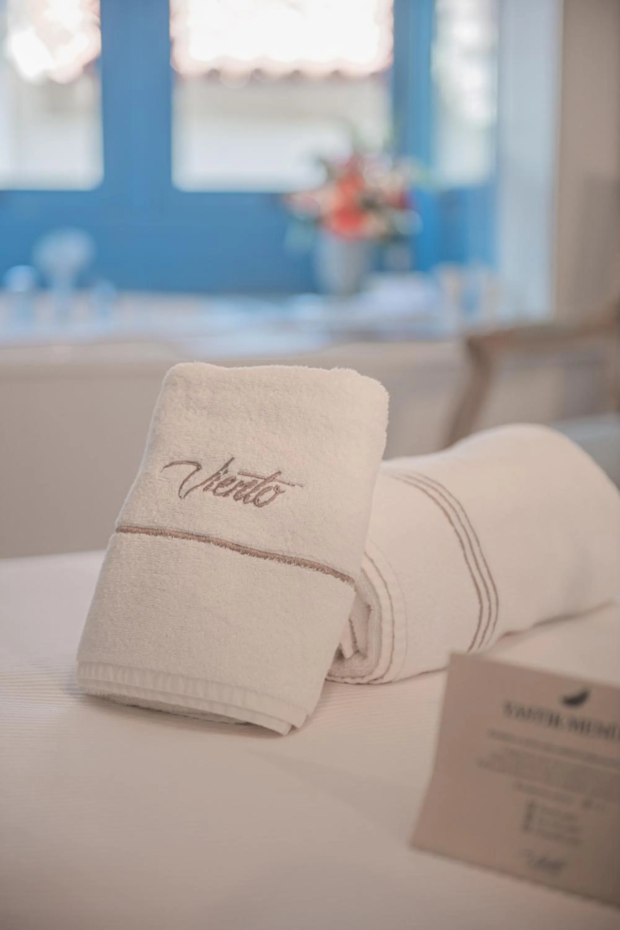 Photo of the whole room, Bed in Viento Alacati Hotel