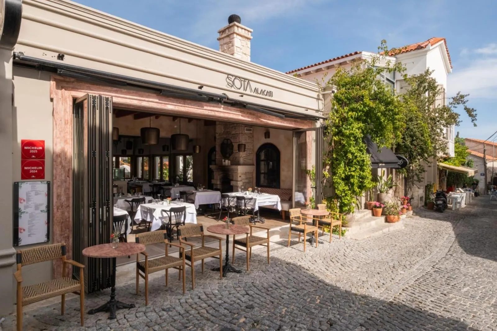 Restaurant/places to eat in Viento Alacati Hotel