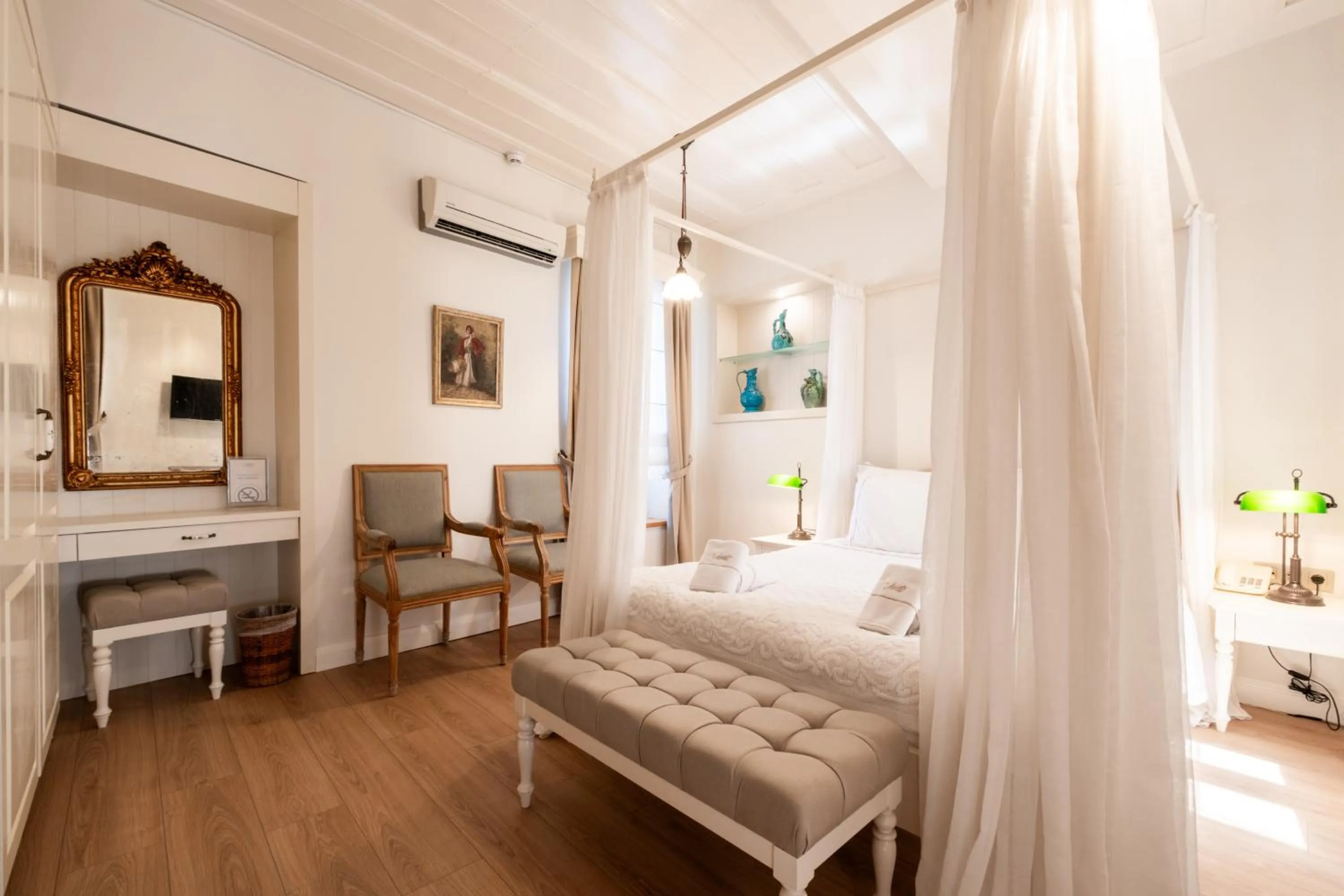 Bed in Viento Alacati Hotel