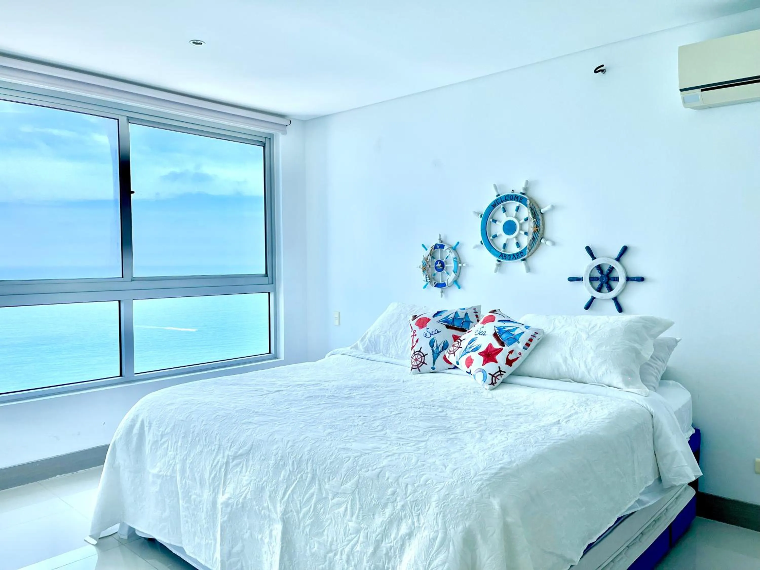 Bedroom, Bed in by Calamari Homes - Palmetto Beach 2504 Bocagrande