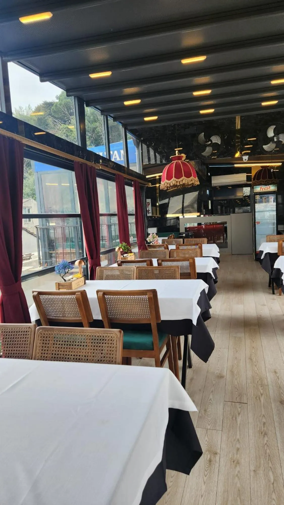 Restaurant/places to eat in Lale Sultan Hotel