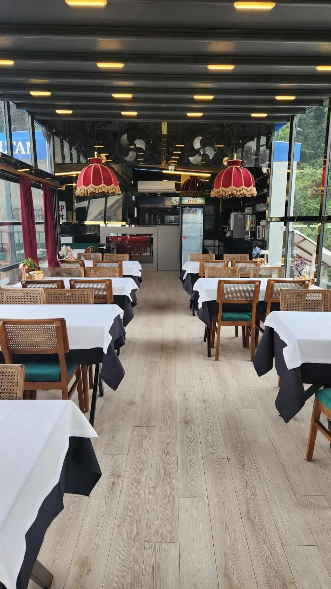 Restaurant/places to eat in Lale Sultan Hotel