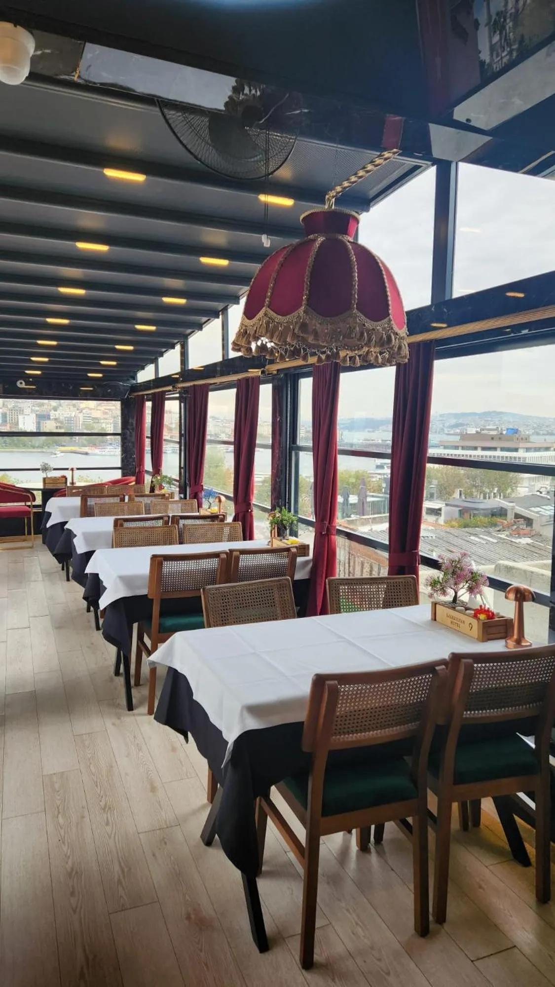 Restaurant/places to eat in Lale Sultan Hotel