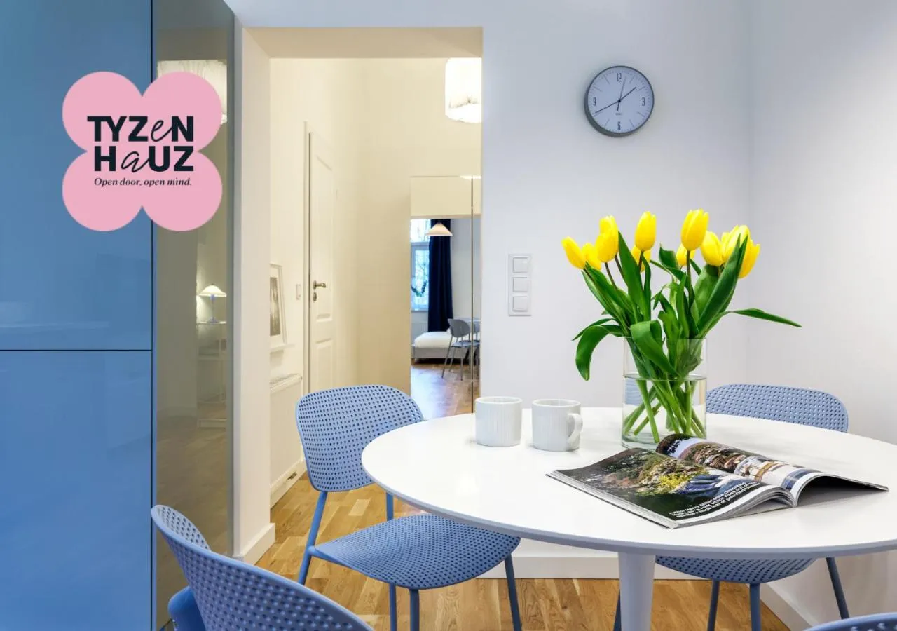 Kitchen or kitchenette in Tyzenhauz Suites Topolowa