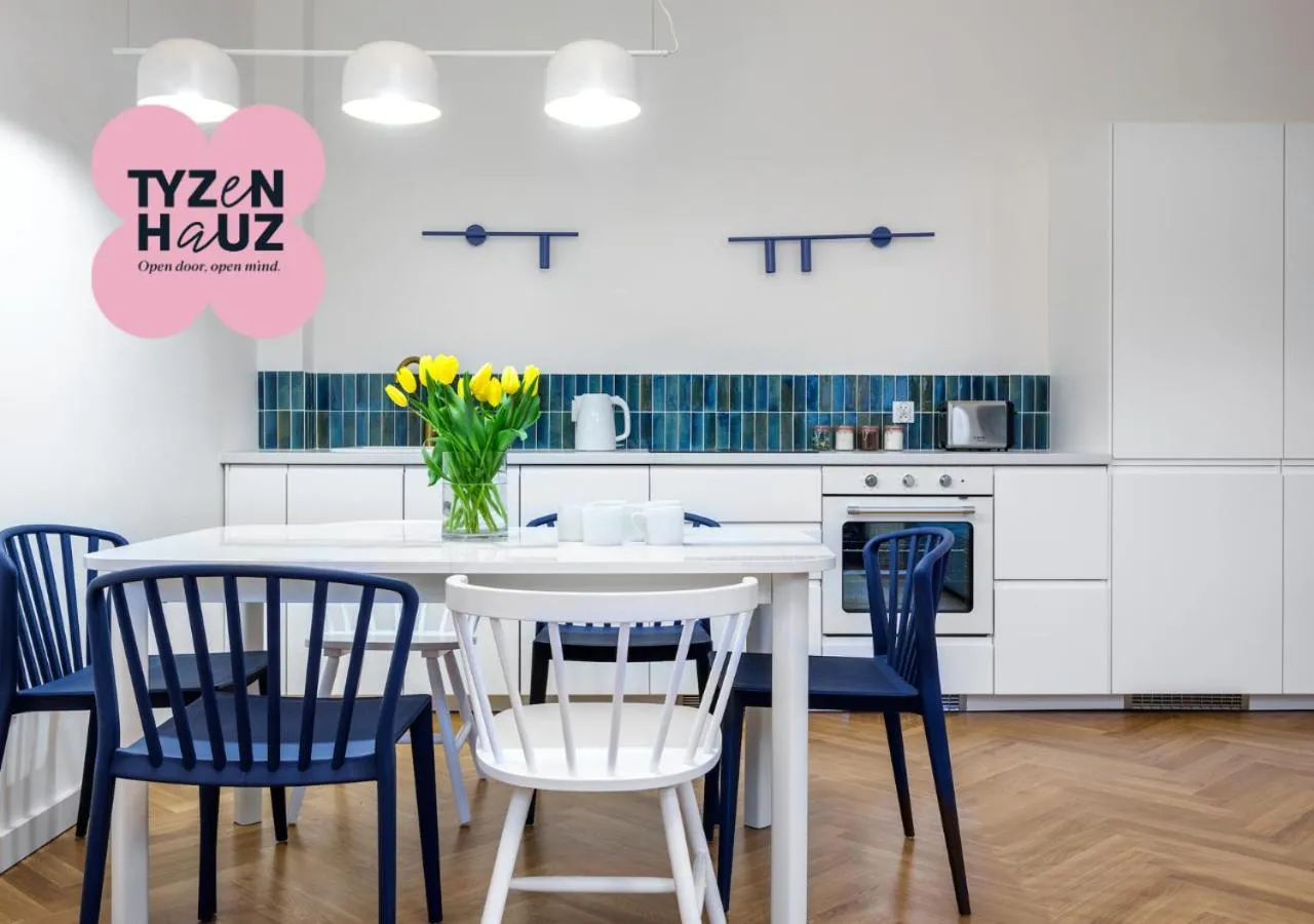 Kitchen or kitchenette in Tyzenhauz Suites Topolowa