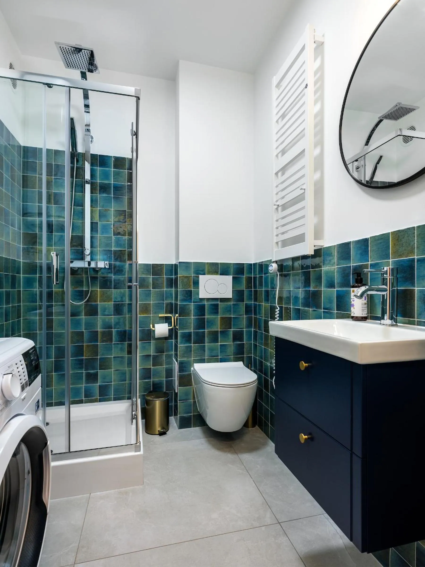 Shower in Tyzenhauz Suites Topolowa